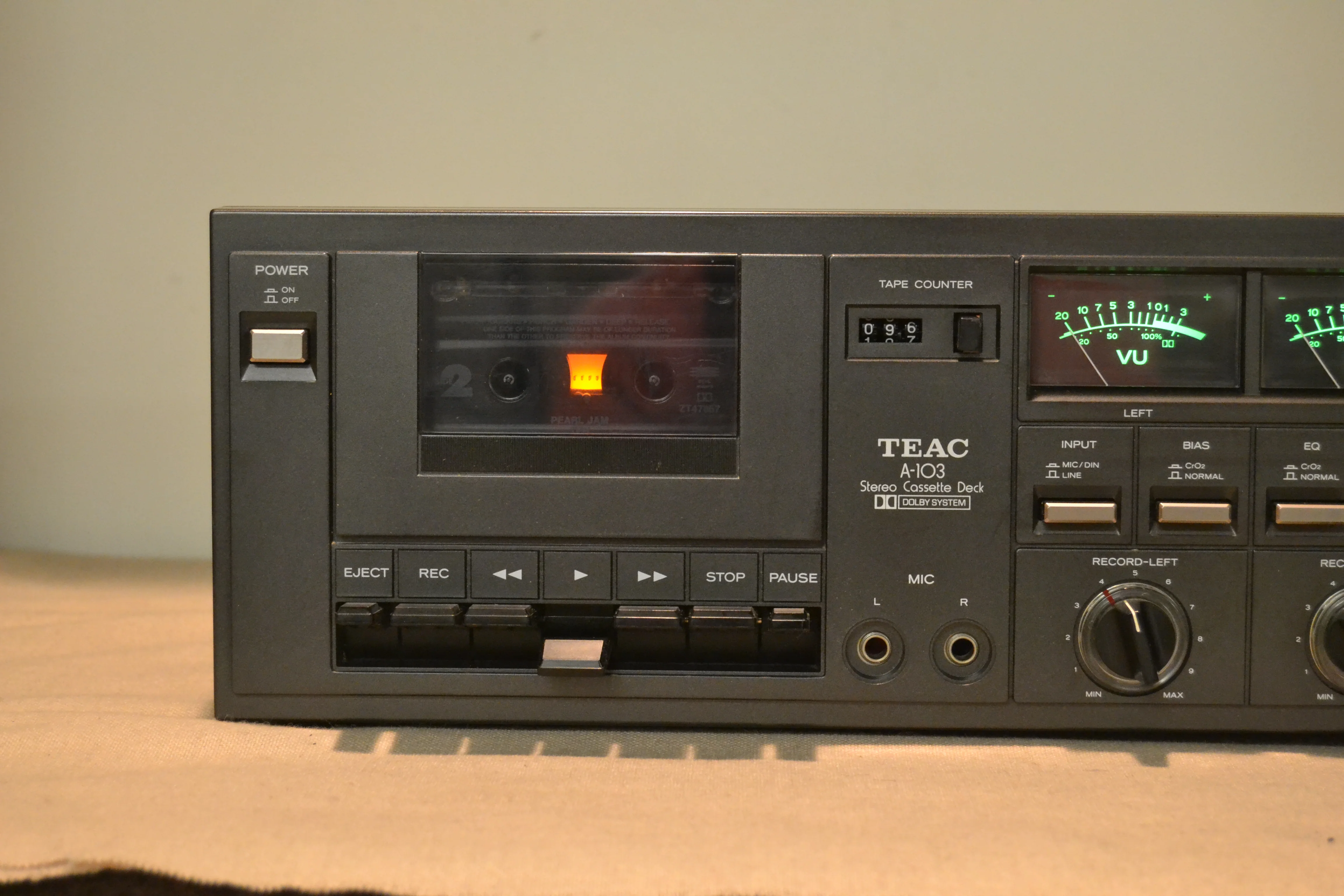 Teac A-103 Single Cassette Deck * Fully Serviced * New Belts - Image 2