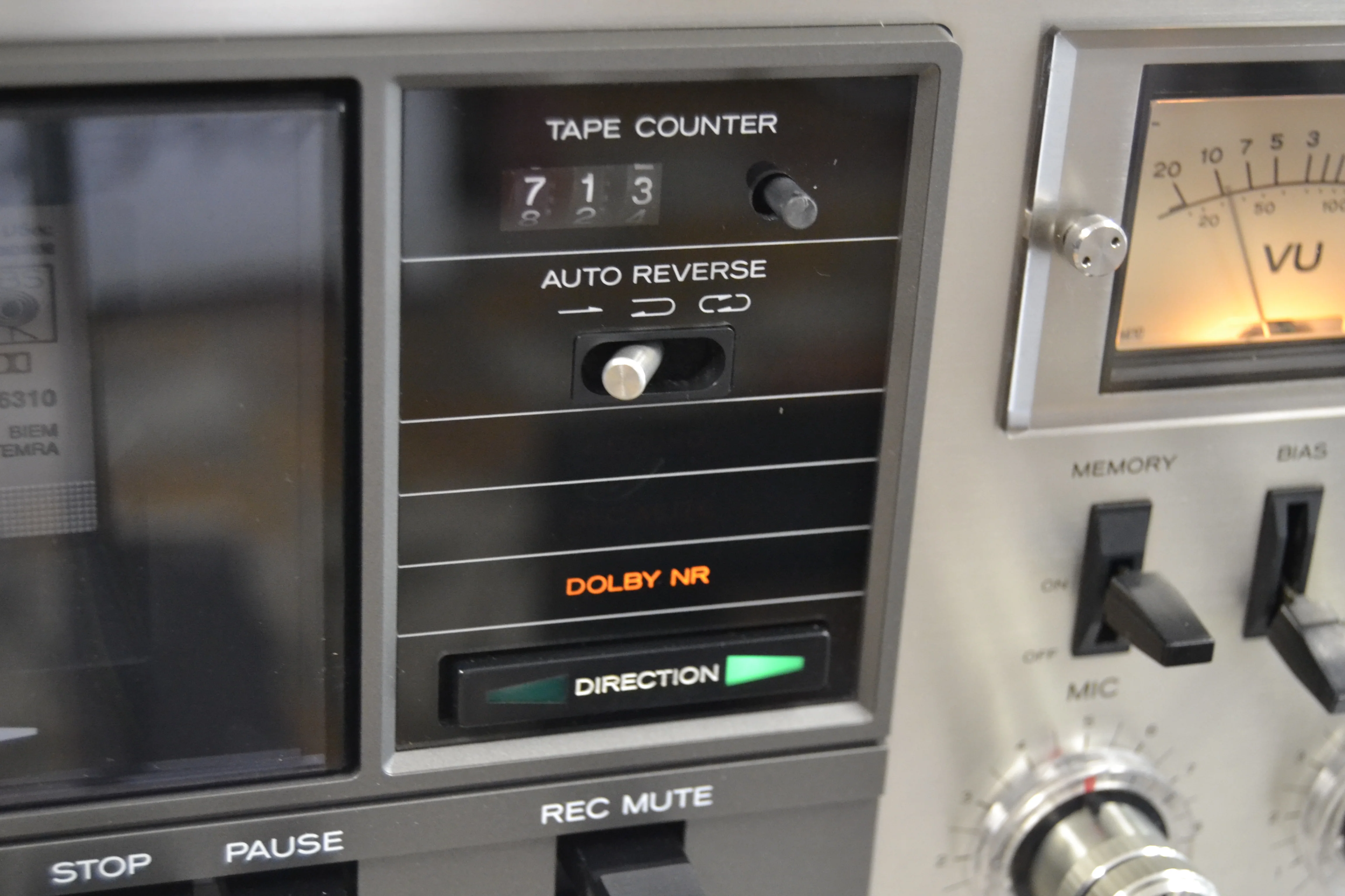 Teac A-601R Single Cassette Deck = Fully Serviced - Image 9