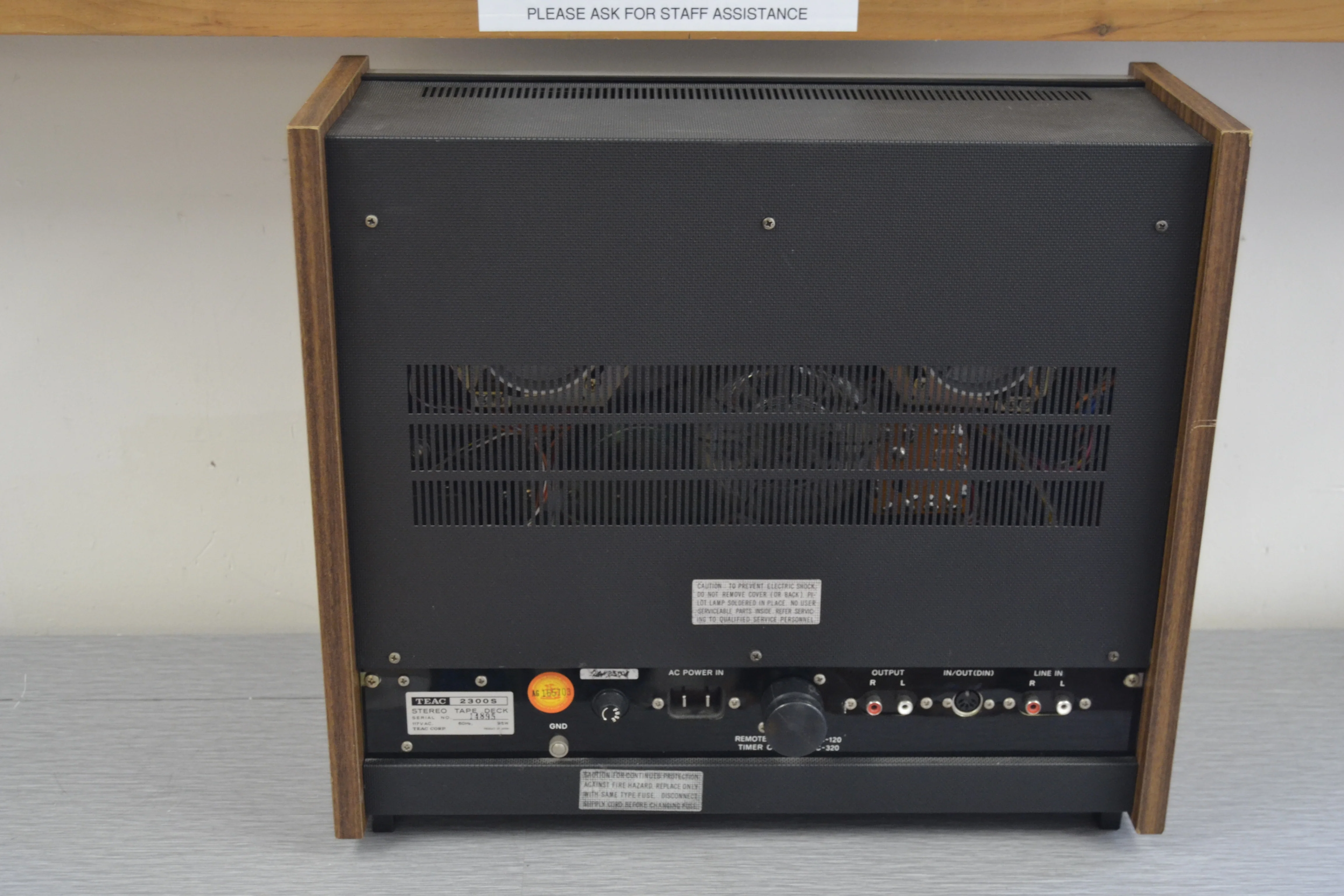 Teac A2300S Reel to Reel Recorder 7 Inch - Image 9