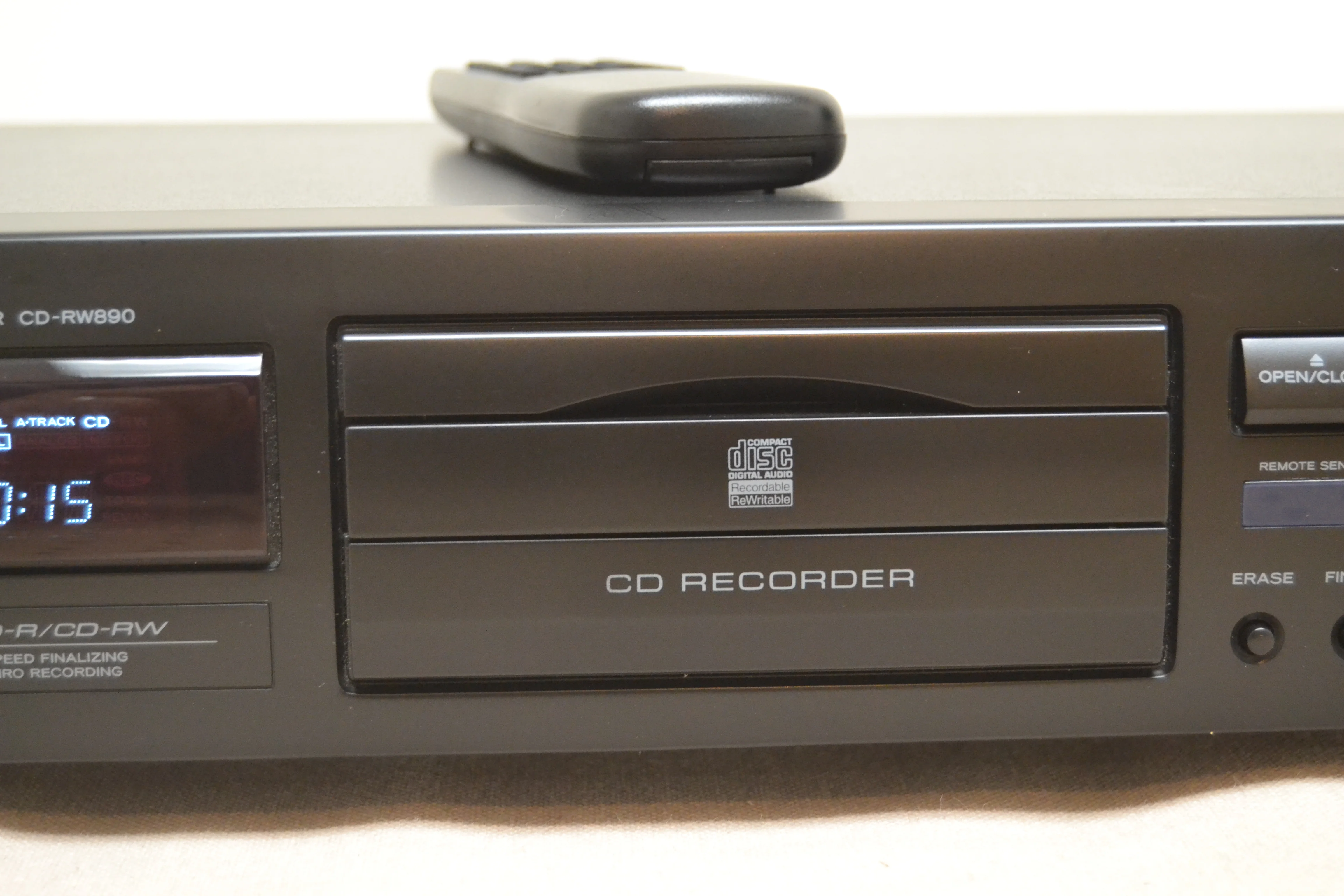 Teac CD-RW890 Cd Player & Recorder * Remote - Image 12