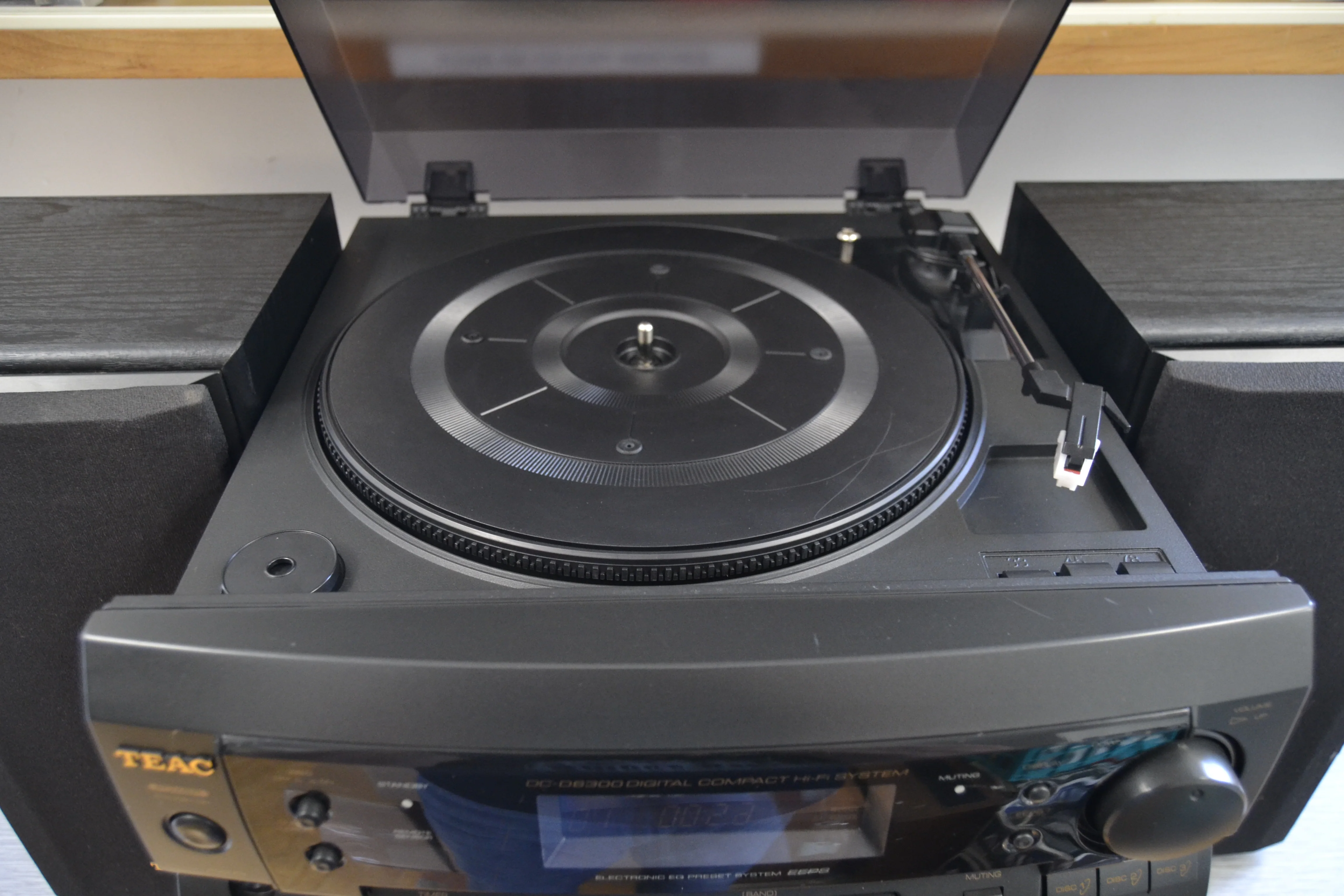 Teac DC-D6300 Compact Hi-Fi System * Fully Functional * New Cassette Belts - Image 7