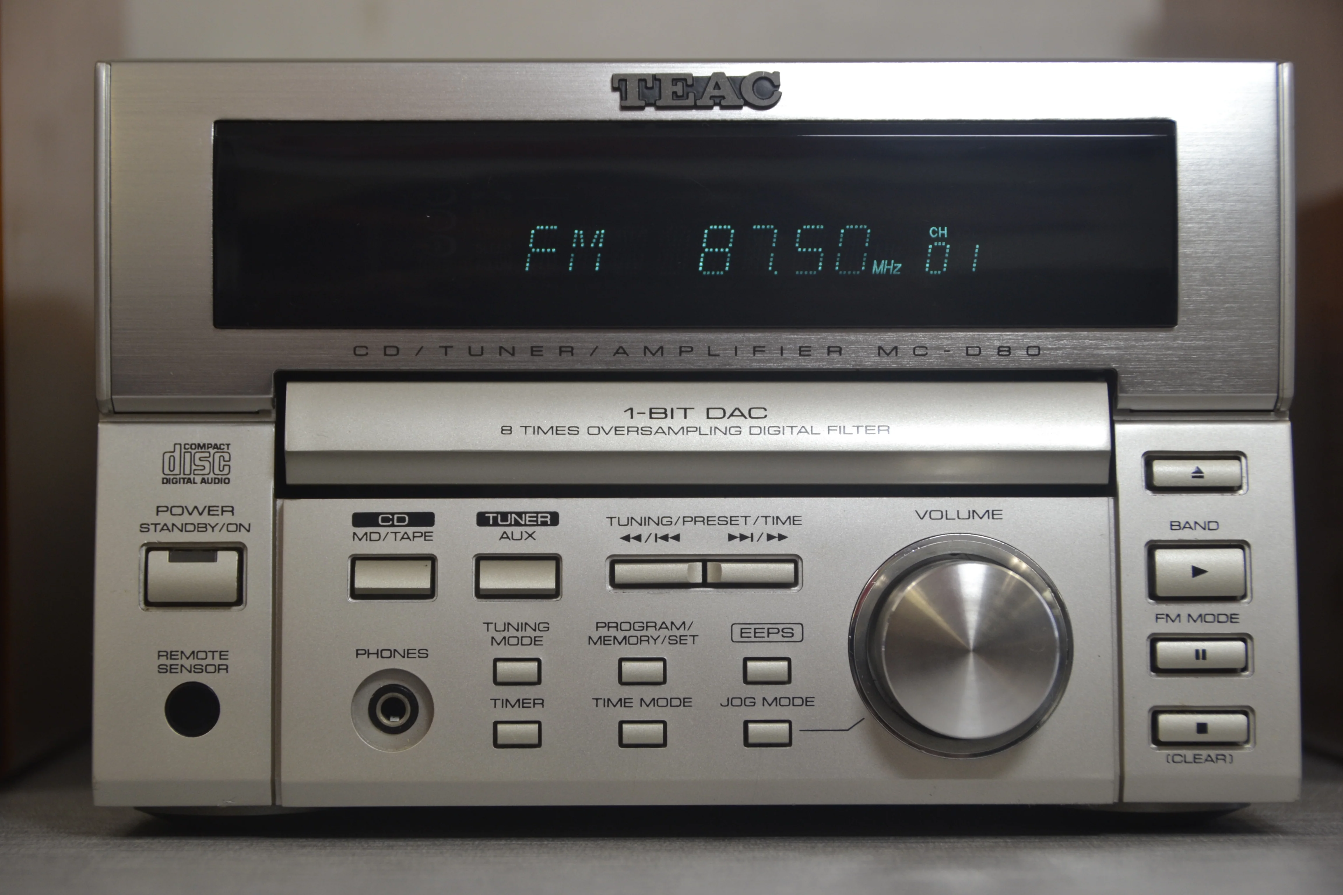 Teac MC-D80 Mini Stereo System with Speakers - Image 5