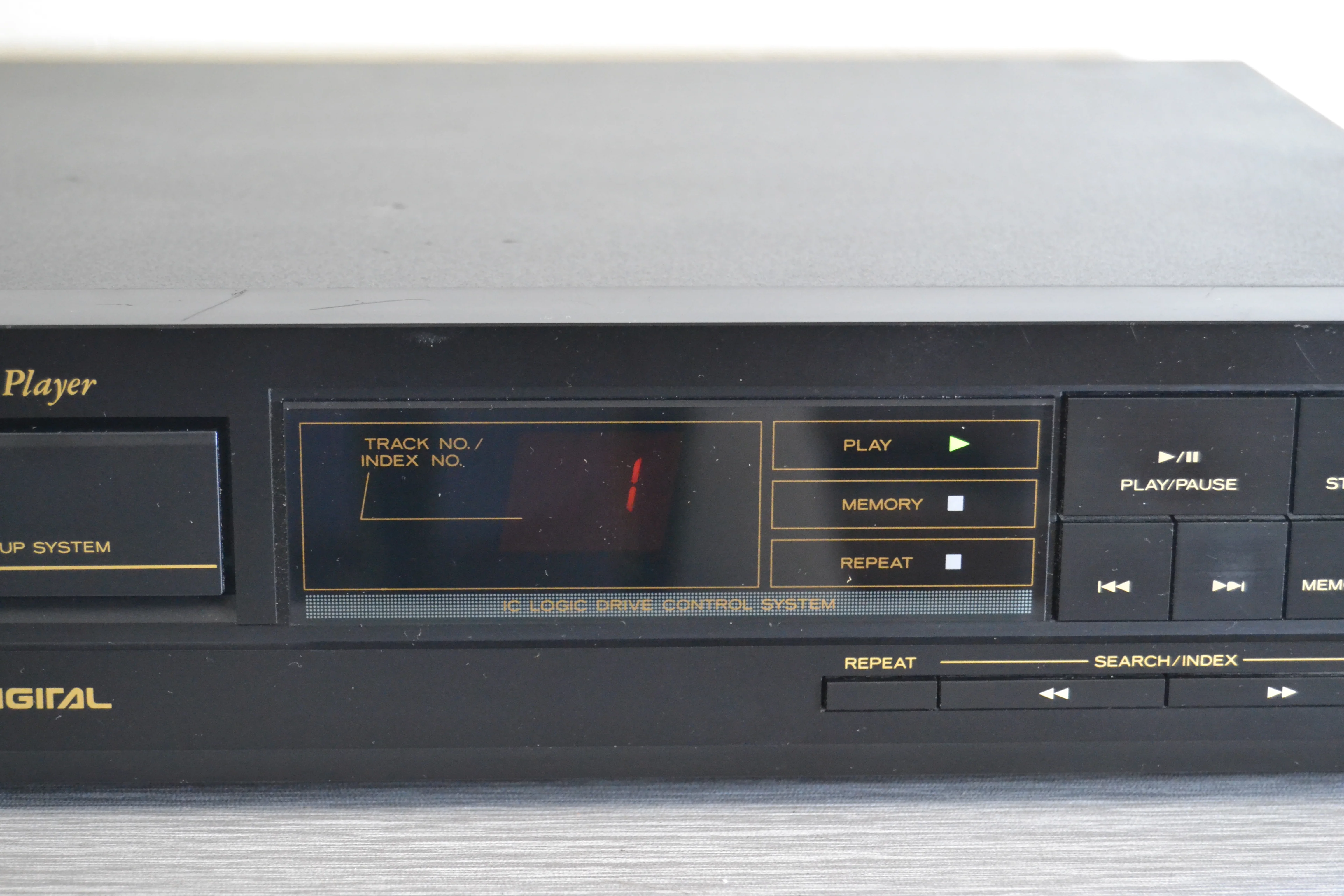 Teac PD-135 Single CD Player - Image 4