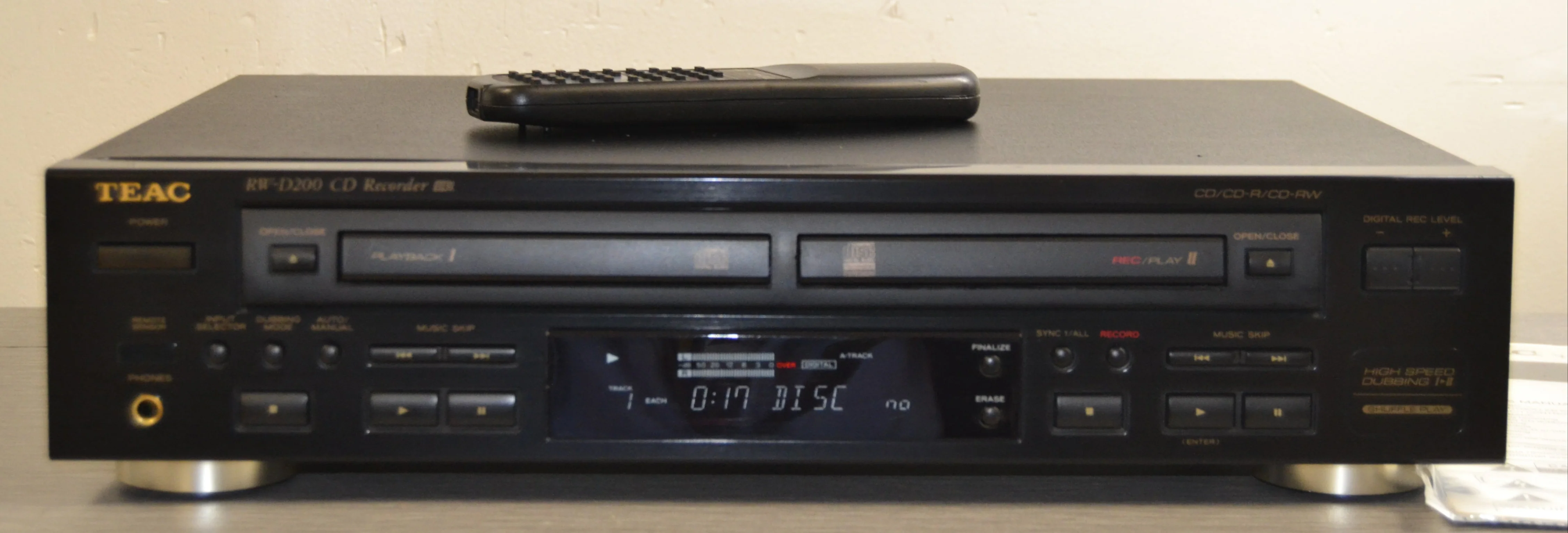 Teac RW-D200  Dual Deck CD Player and Recorder * Remote * Manual