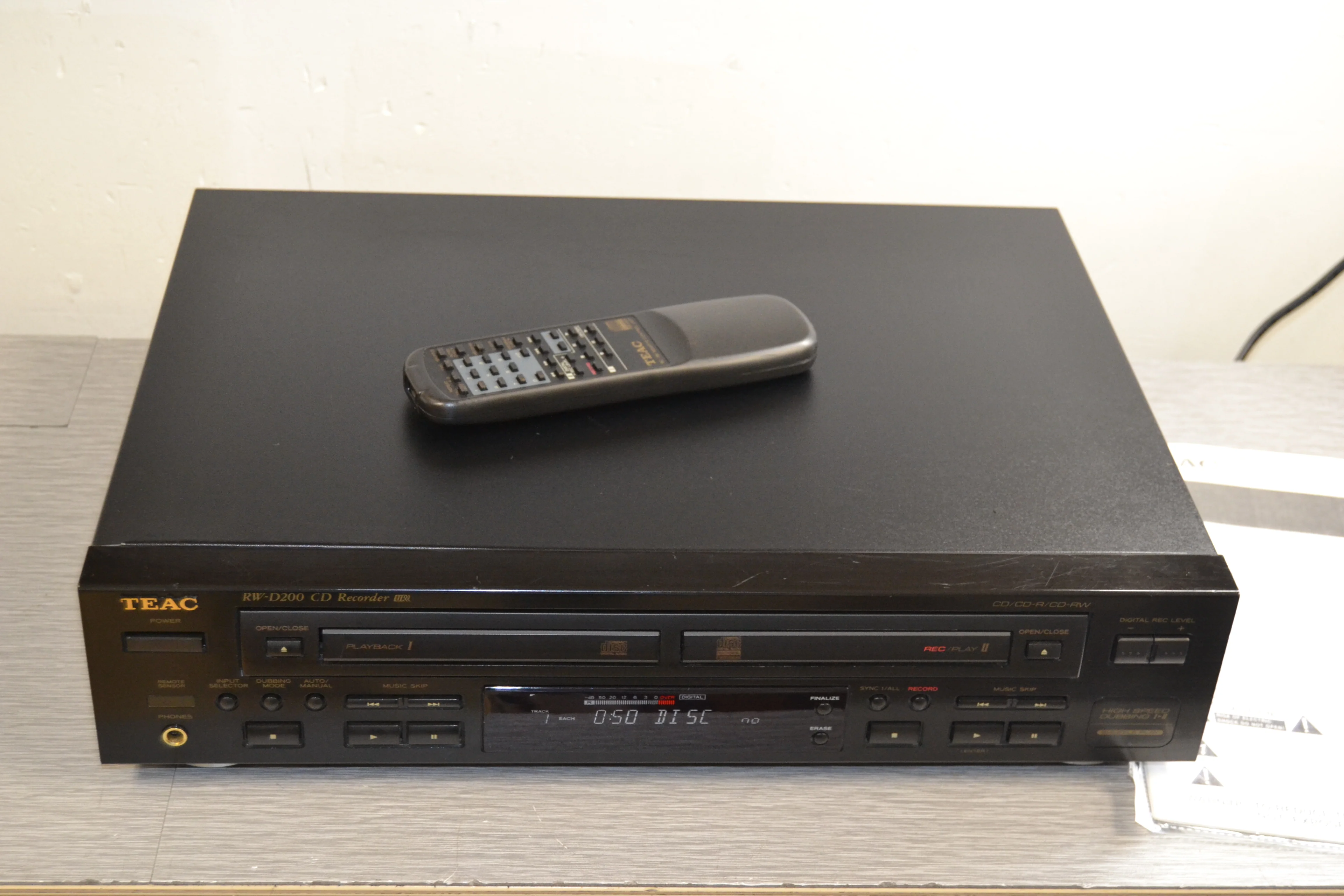Teac RW-D200  Dual Deck CD Player and Recorder * Remote * Manual - Image 5