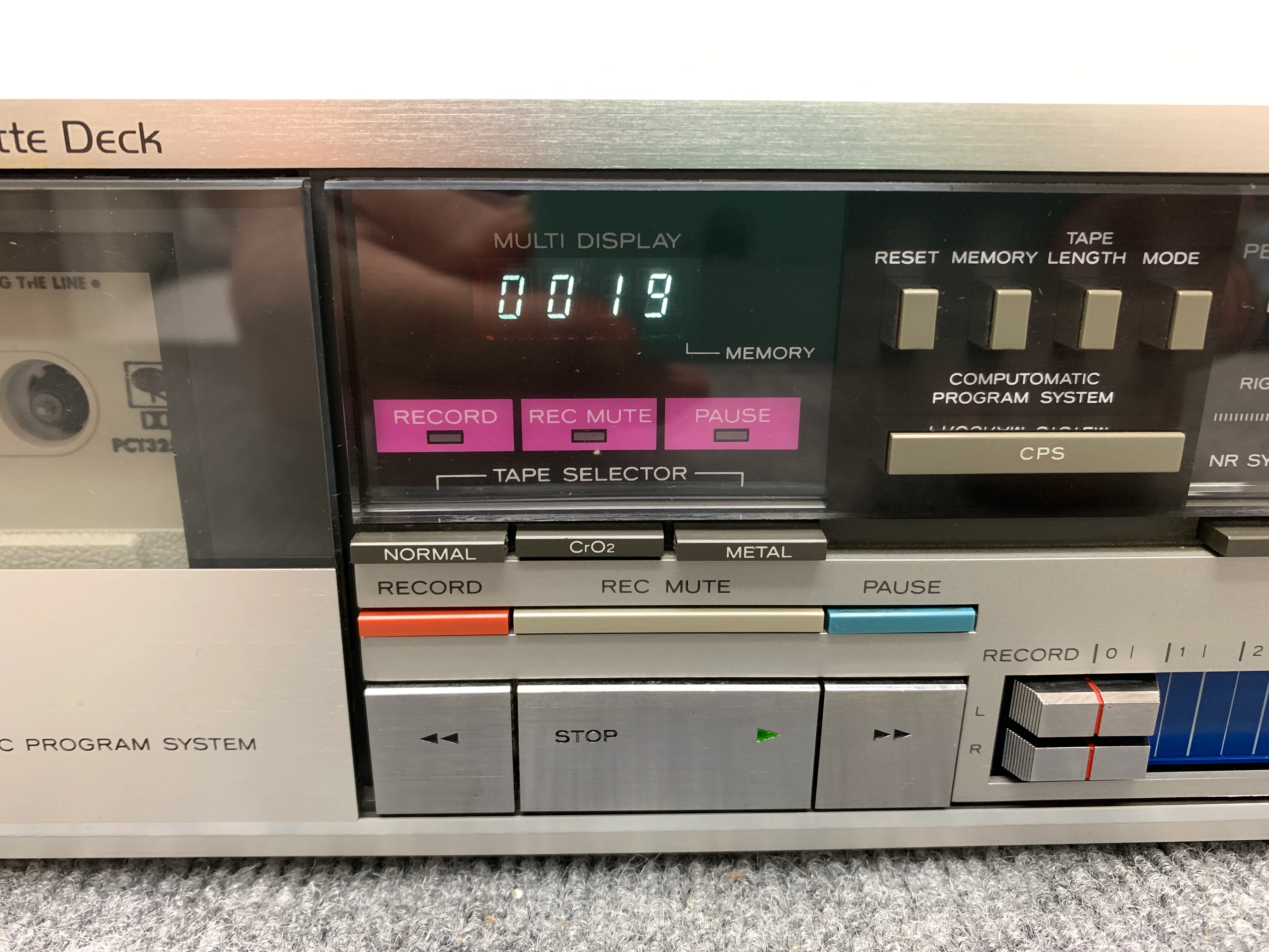 Teac V500X Single Cassette Deck - DBX - Image 4