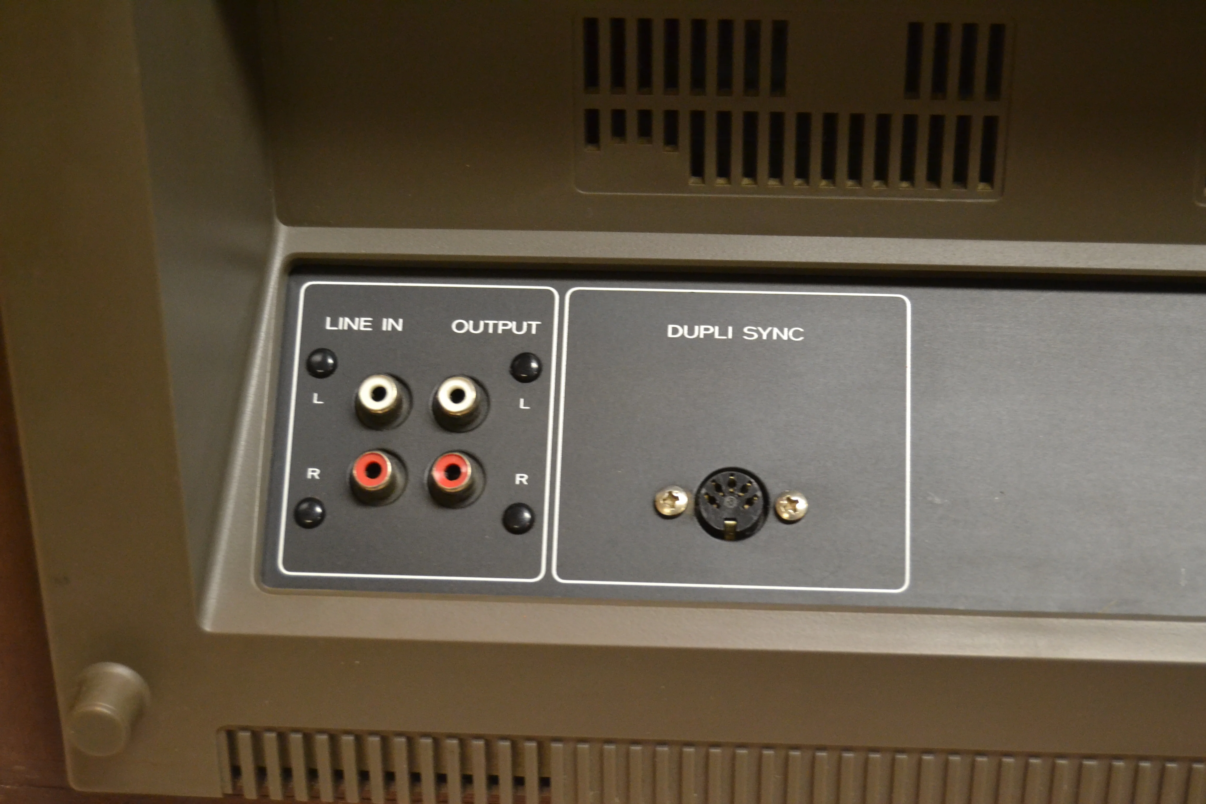 TEAC X-1000R Stereo Reel to Reel Tape Recorder (1982) * 10in * Fully serviced * New Belts - Image 10