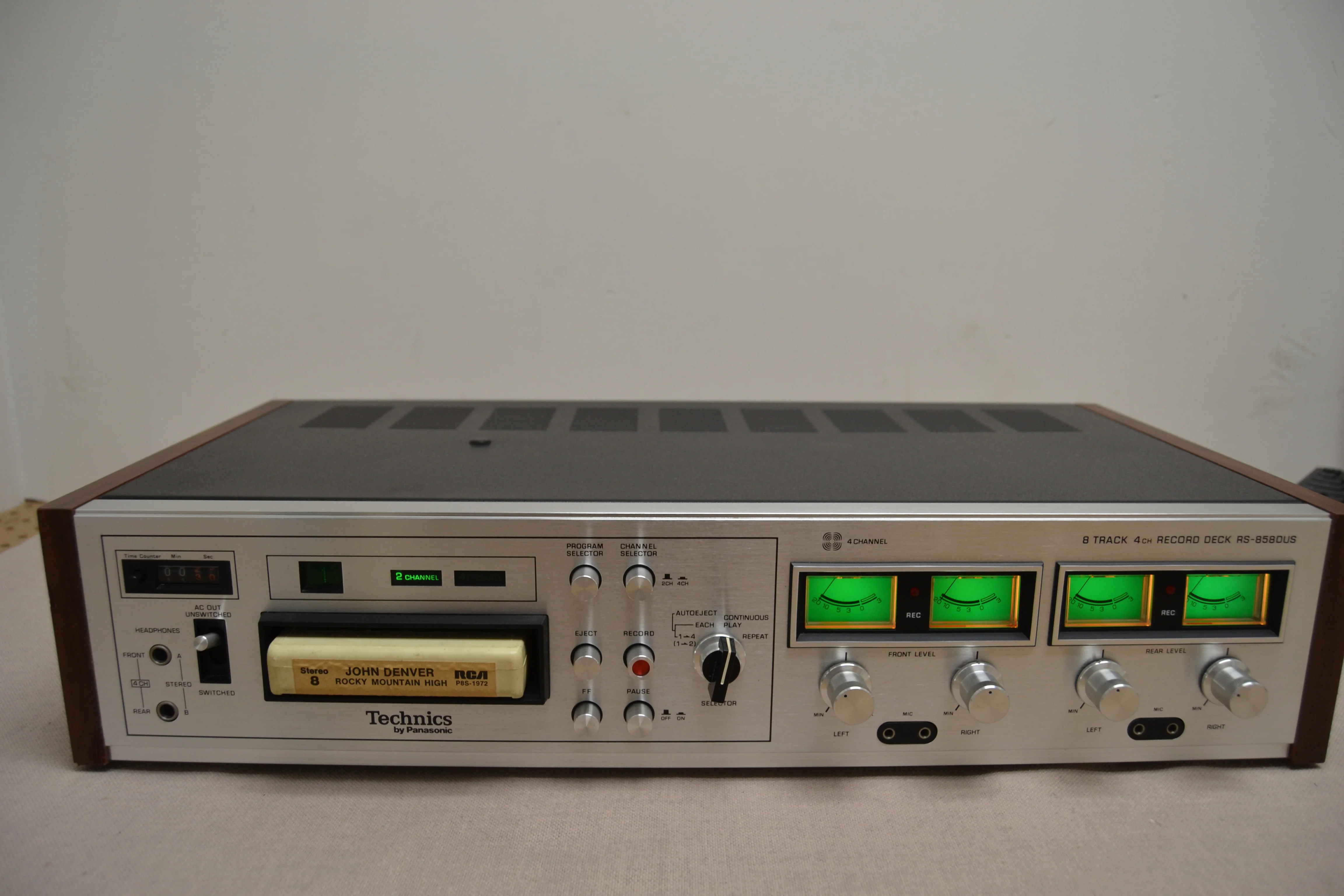 Technics RS-858DUS * 8-Track Cartridge Deck (1974) * Fully Serviced * New Belts * Original Box