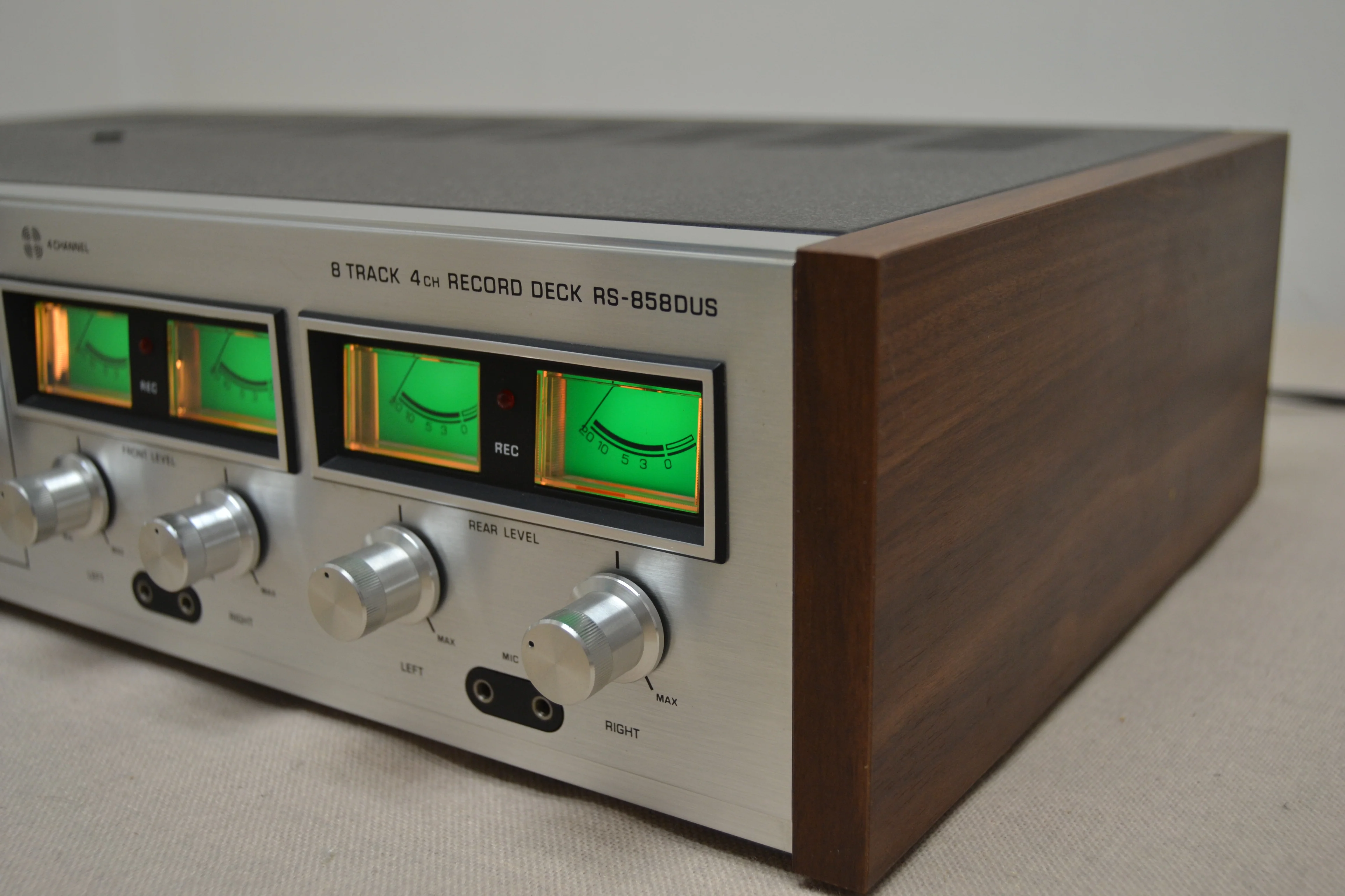 Technics RS-858DUS * 8-Track Cartridge Deck (1974) * Fully Serviced * New Belts * Original Box - Image 10