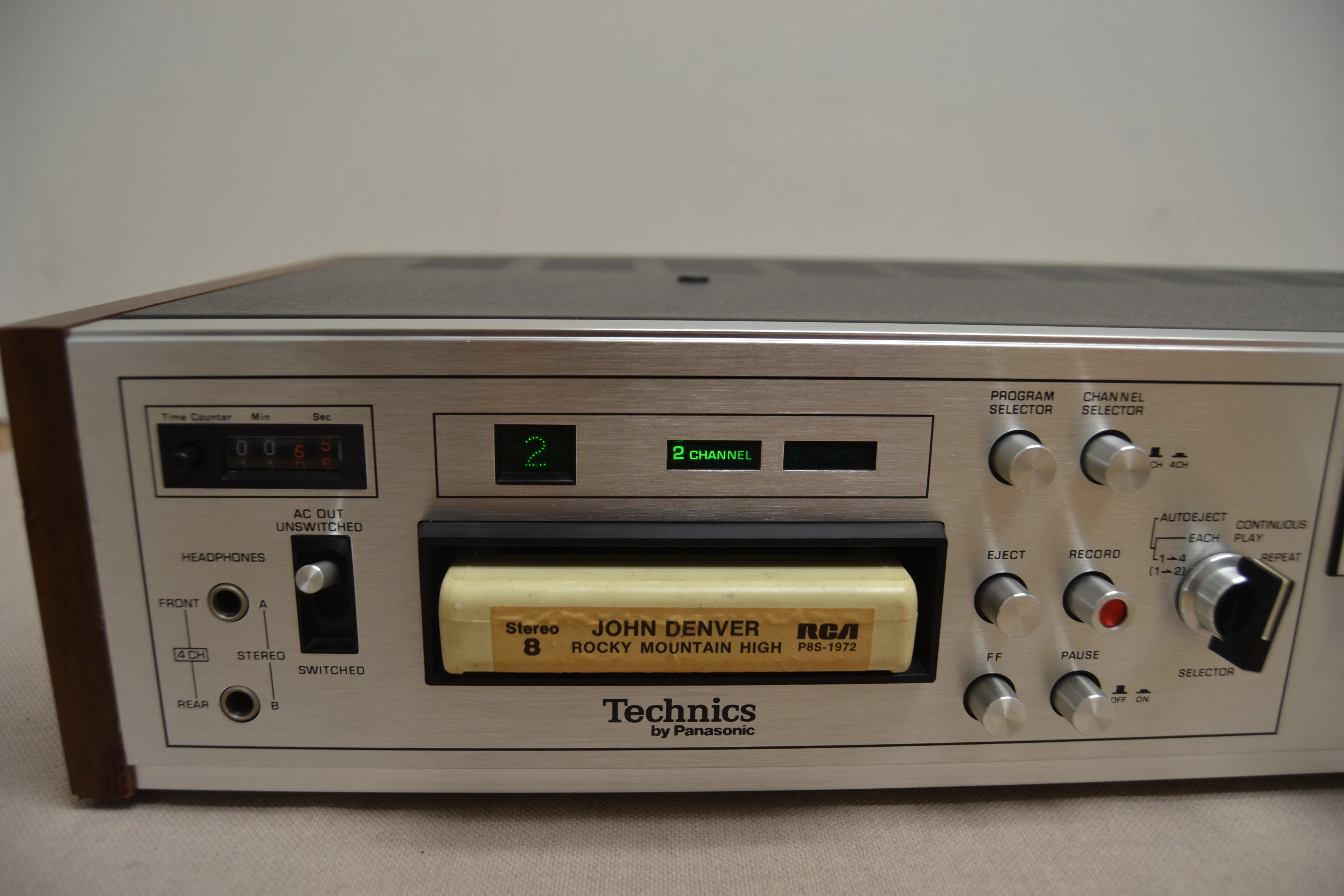 Technics RS-858DUS * 8-Track Cartridge Deck (1974) * Fully Serviced * New Belts * Original Box - Image 3