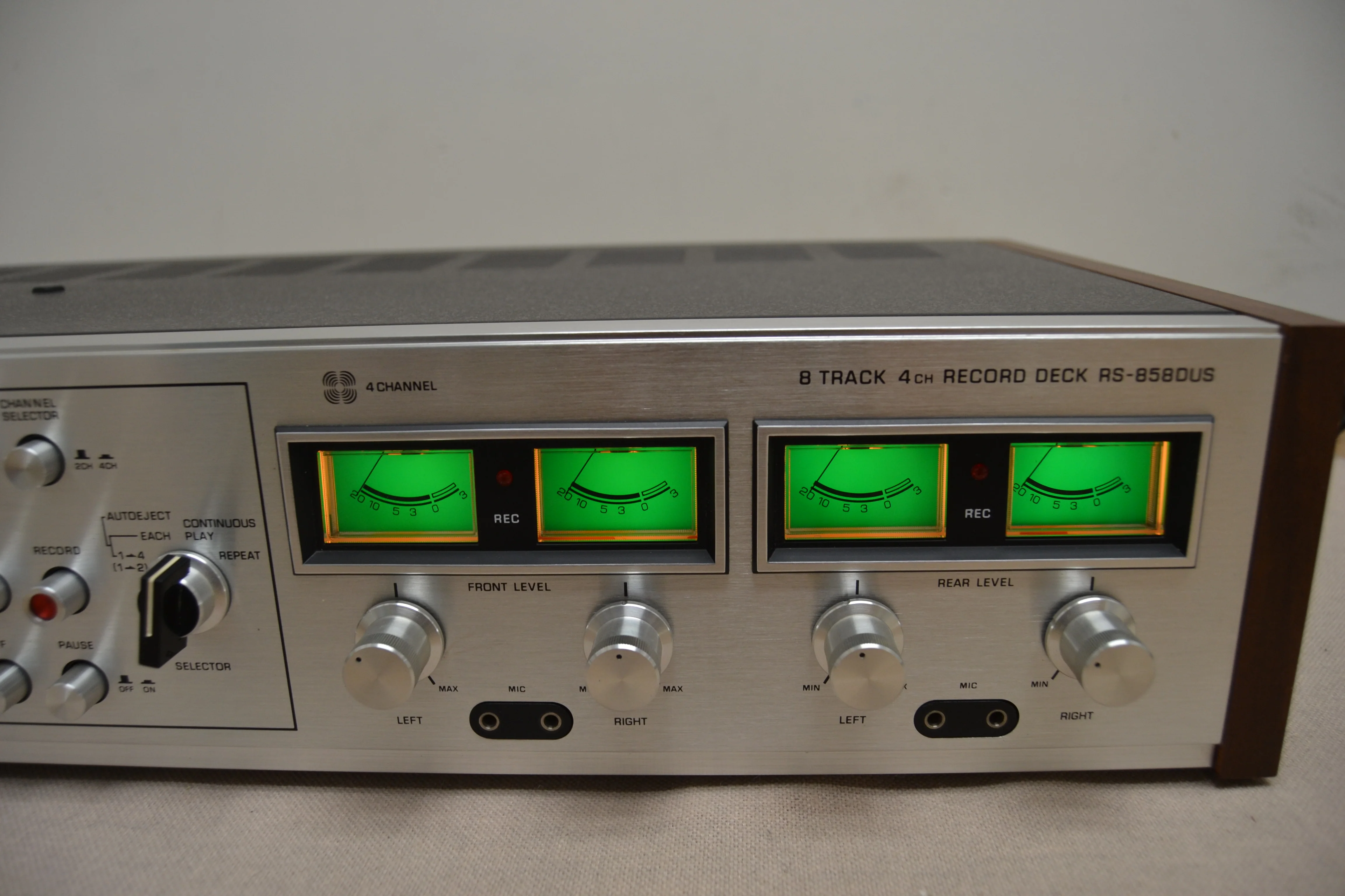 Technics RS-858DUS * 8-Track Cartridge Deck (1974) * Fully Serviced * New Belts * Original Box - Image 7