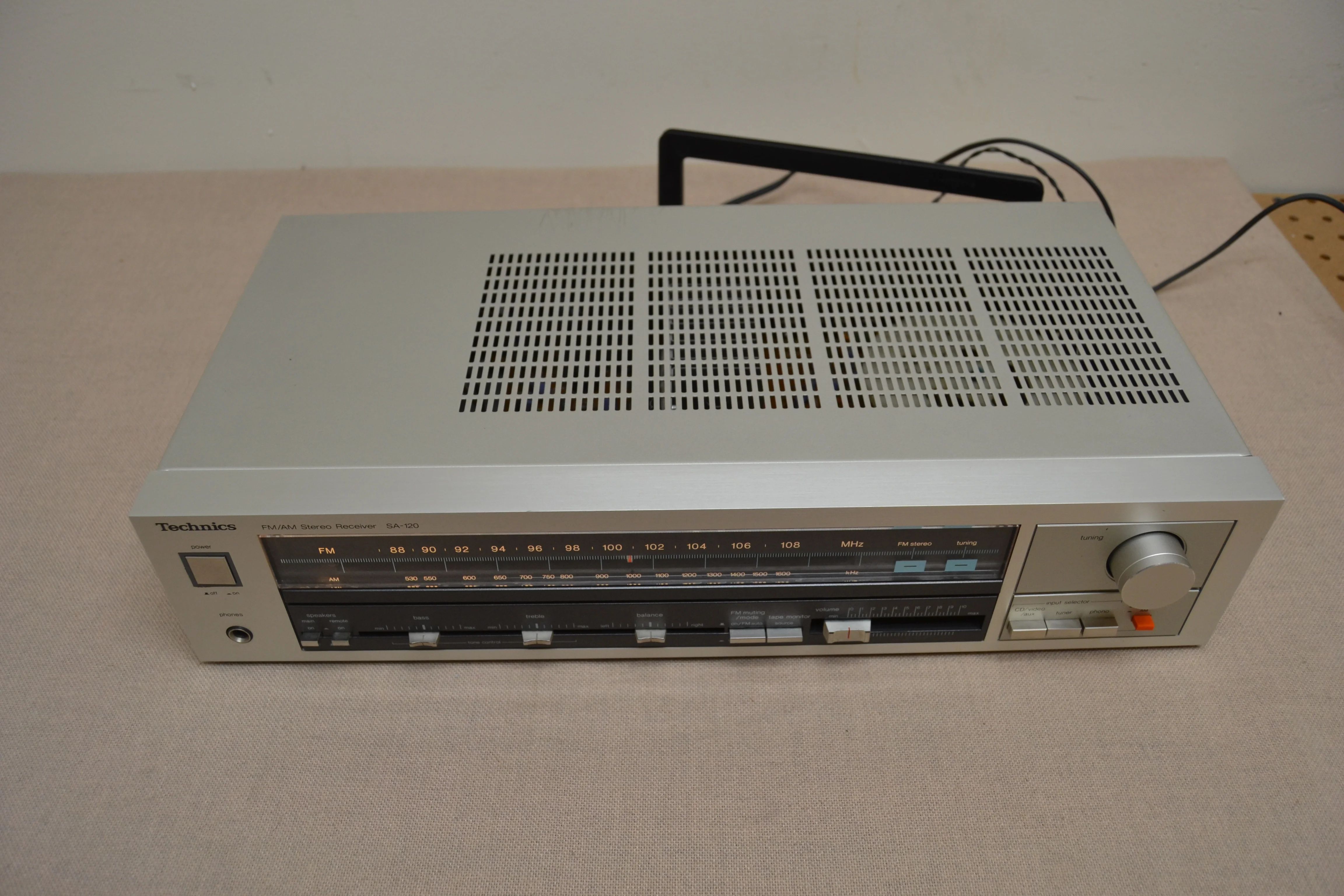 Technics SA-120 Stereo Receiver * 35W RMS * 1984 - Image 6
