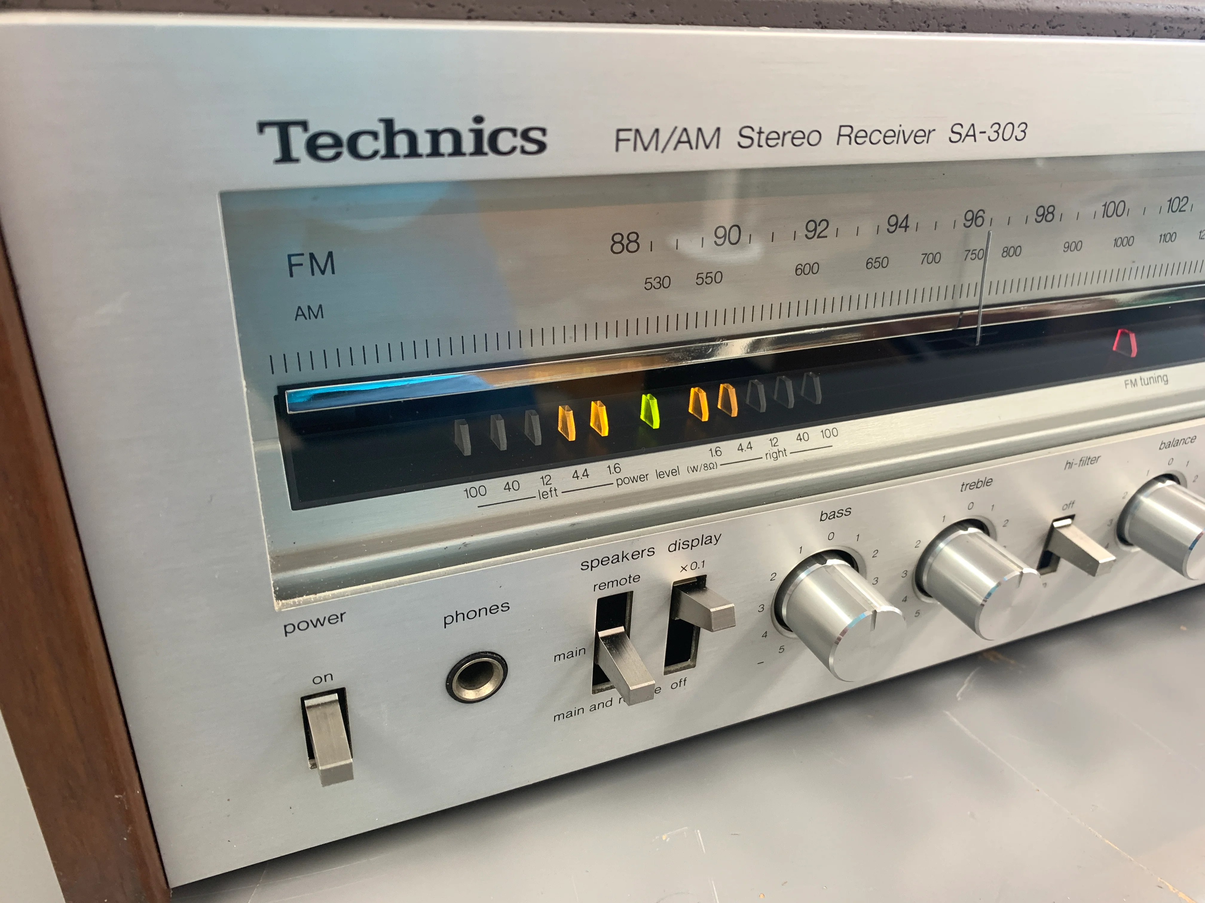 Technics SA-303 Stereo receiver * 1979 * 40W RMS - Image 5