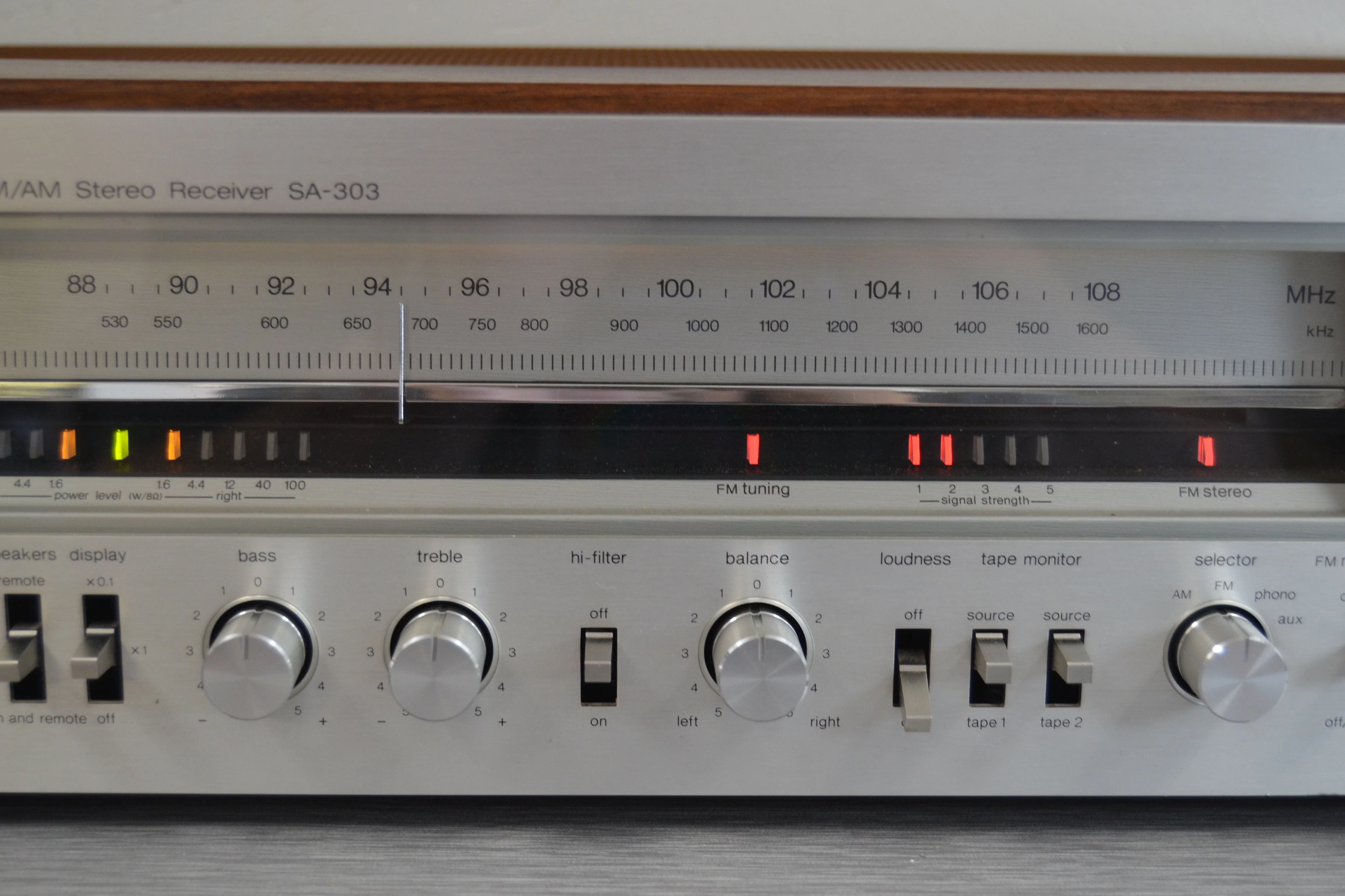 Technics SA-303 Stereo Receiver * 40W RMS * 1979 - Image 3