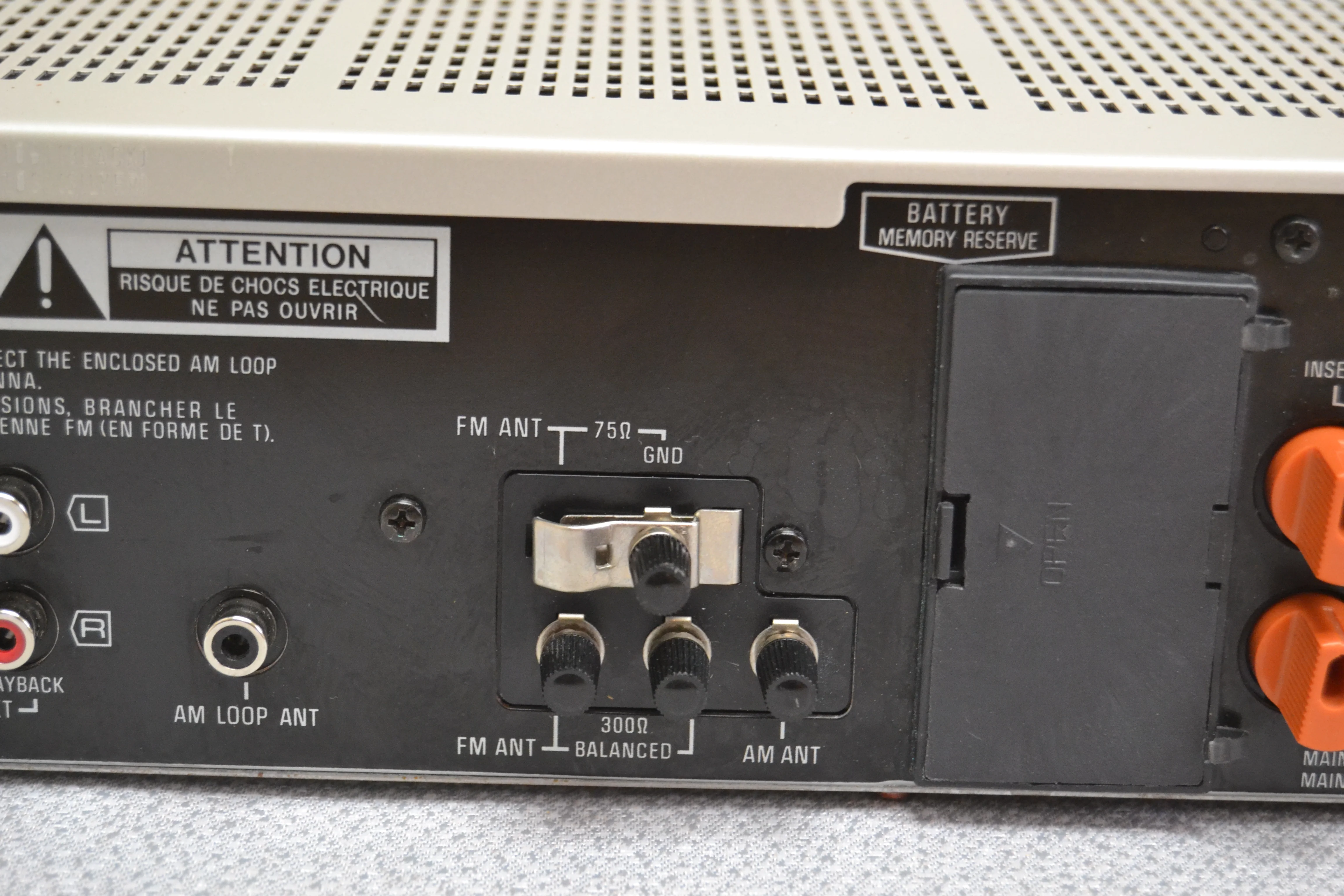 Technics SA-310 AM/FM Stereo Receiver (1982-84) * 35W RMS - Image 11