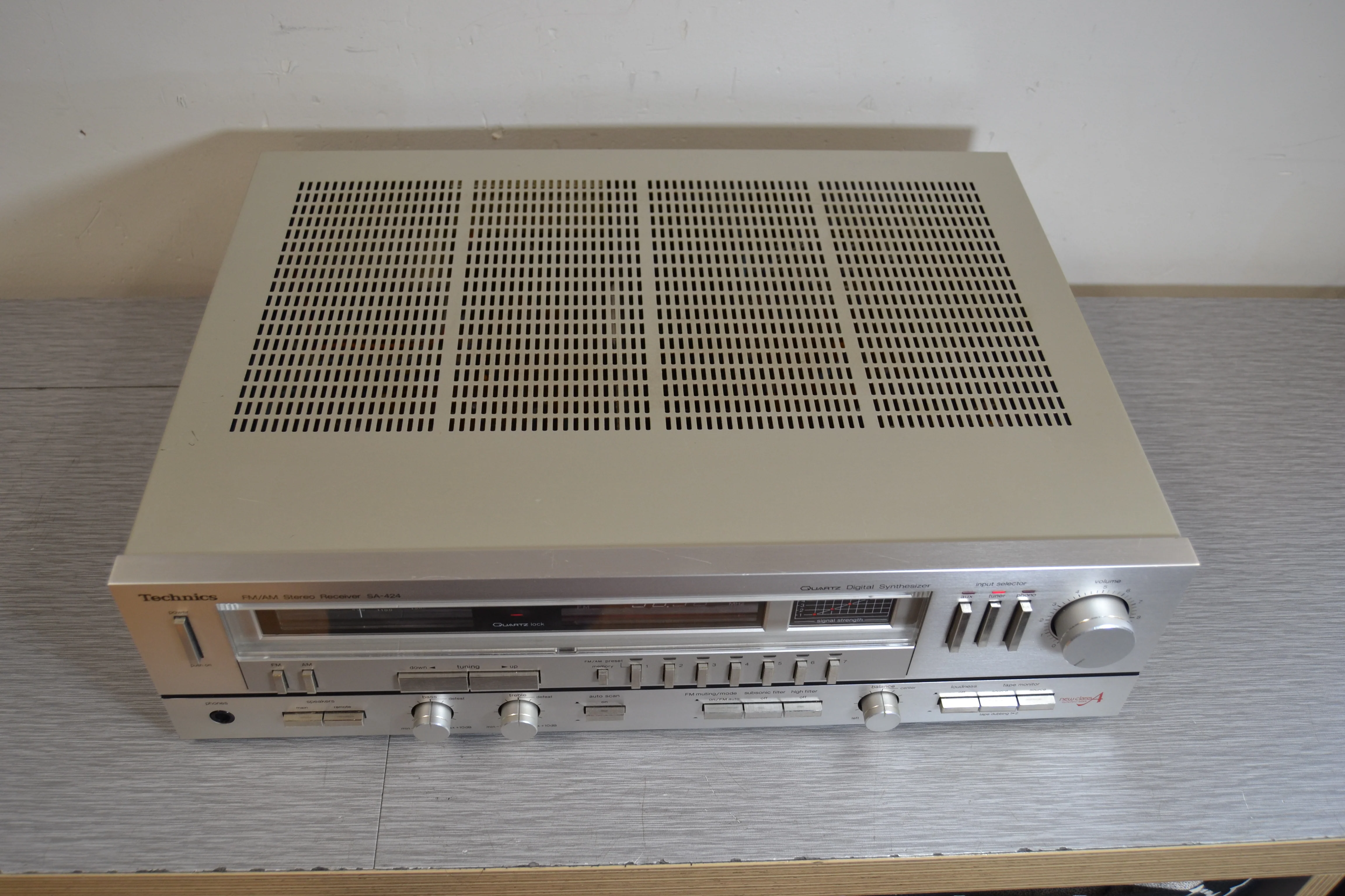 Technics SA-424 Stereo Receiver * 45W RMS * 1981 - Image 8