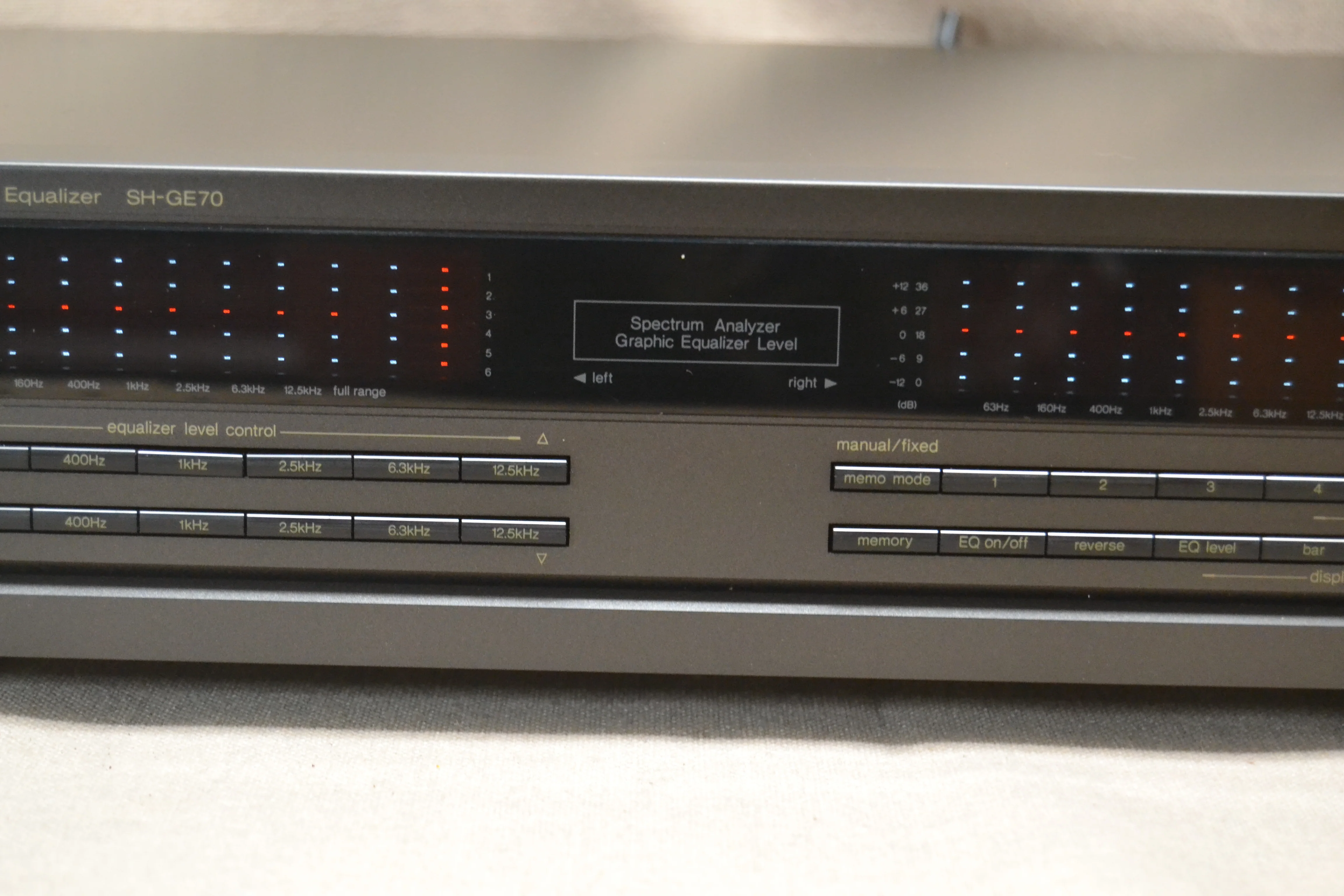 Technics SH-GE70 Stereo Graphic Equalizer (1990-93) - Image 3
