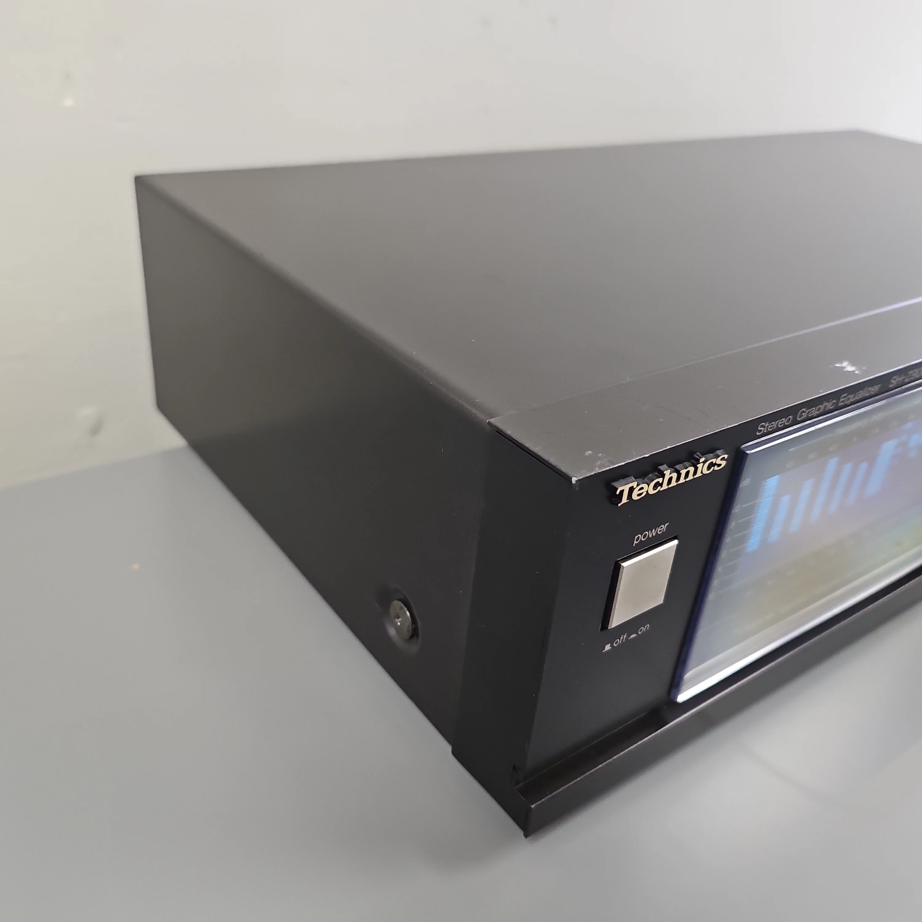 Technics SH-Z900 Graphic Equalizer with Spectrum Analyzer - Image 6