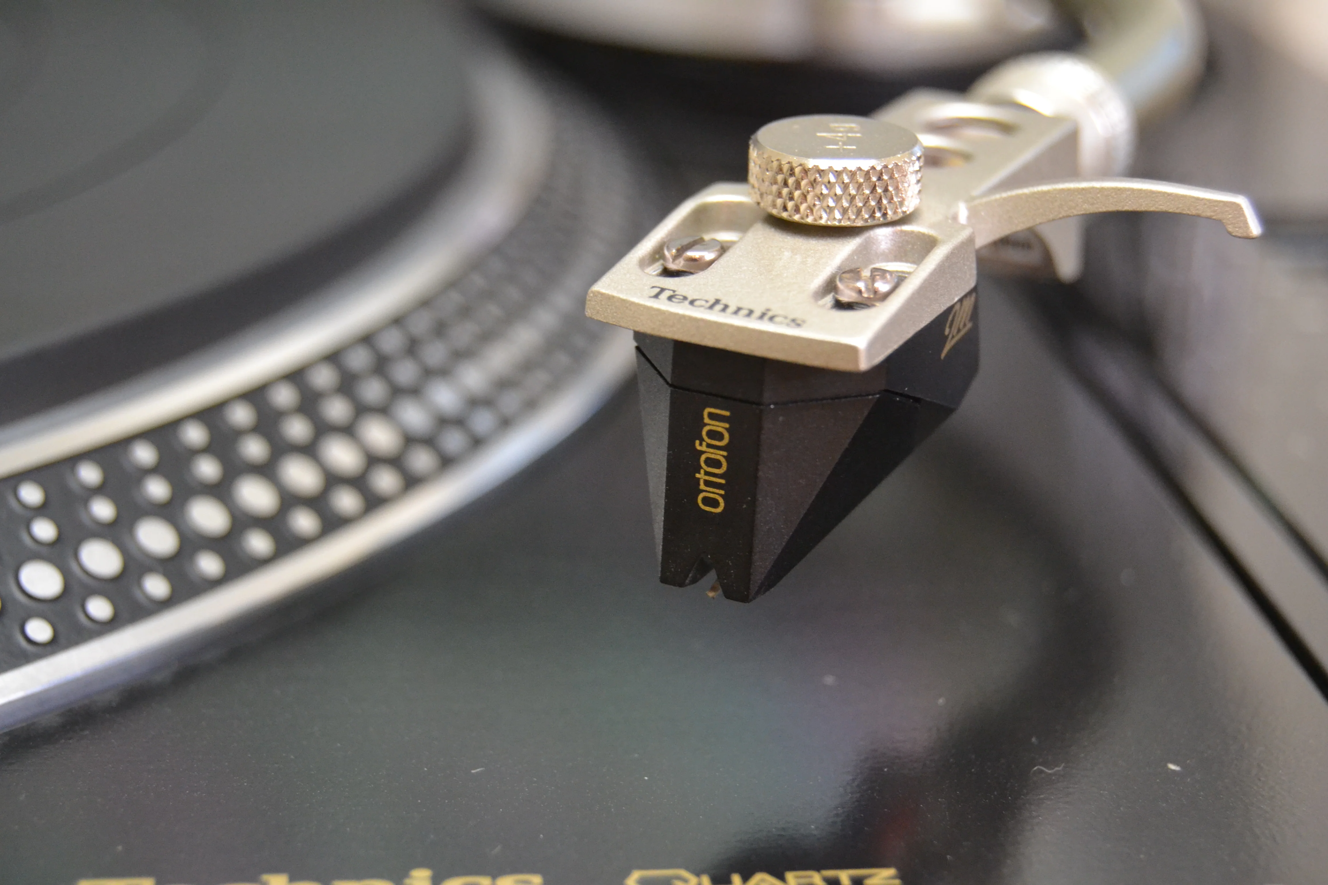 Technics SL-1210M5G with full KAB Upgrade !!! * Box * Ortofon 2M Black !!!! * - Image 9