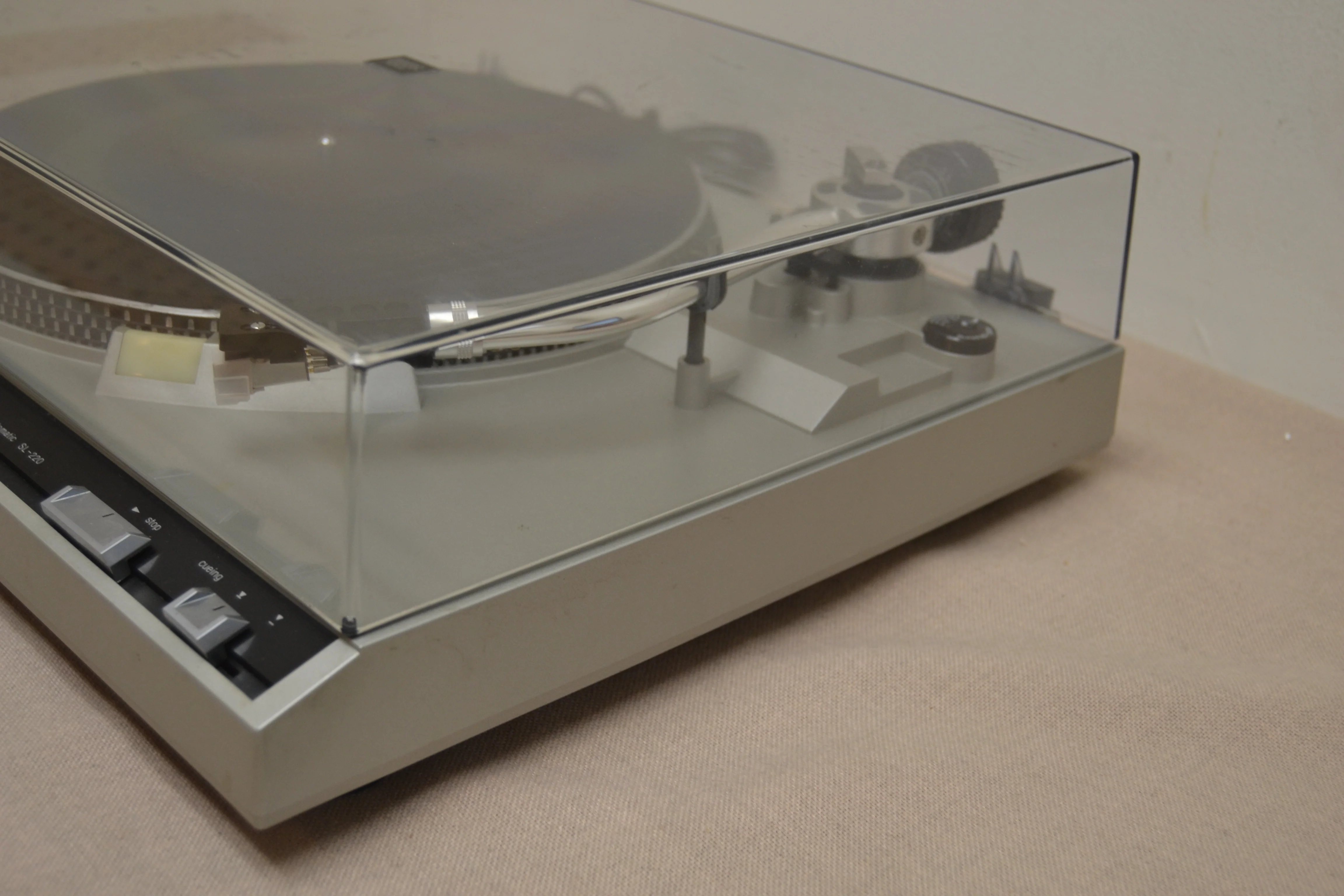 Technics SL-220 Belt Driven Turntable * NEW Audio Technica At3600 Cartridge * Box - Image 10