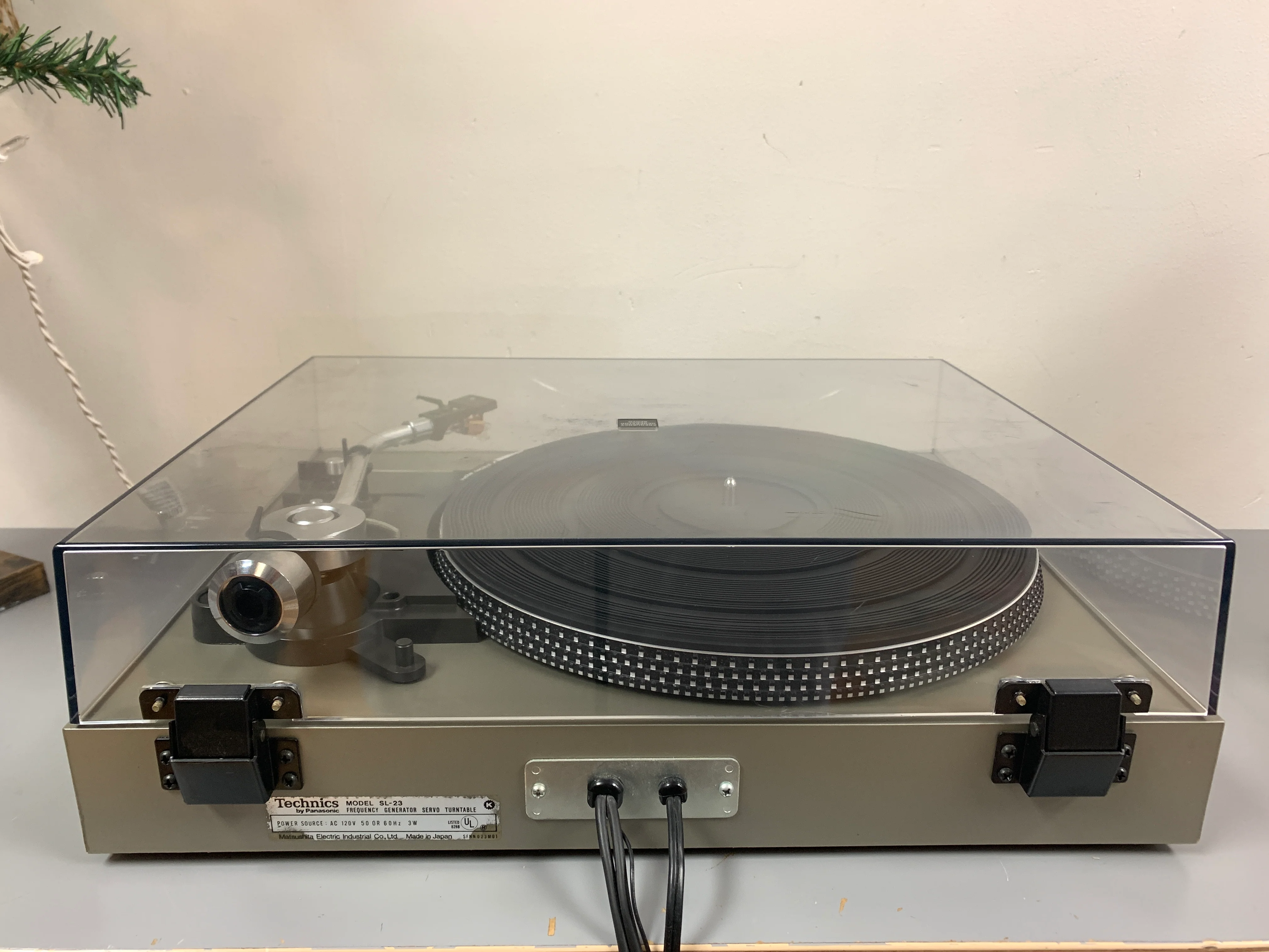 Technics SL-23 Turntable - Image 7