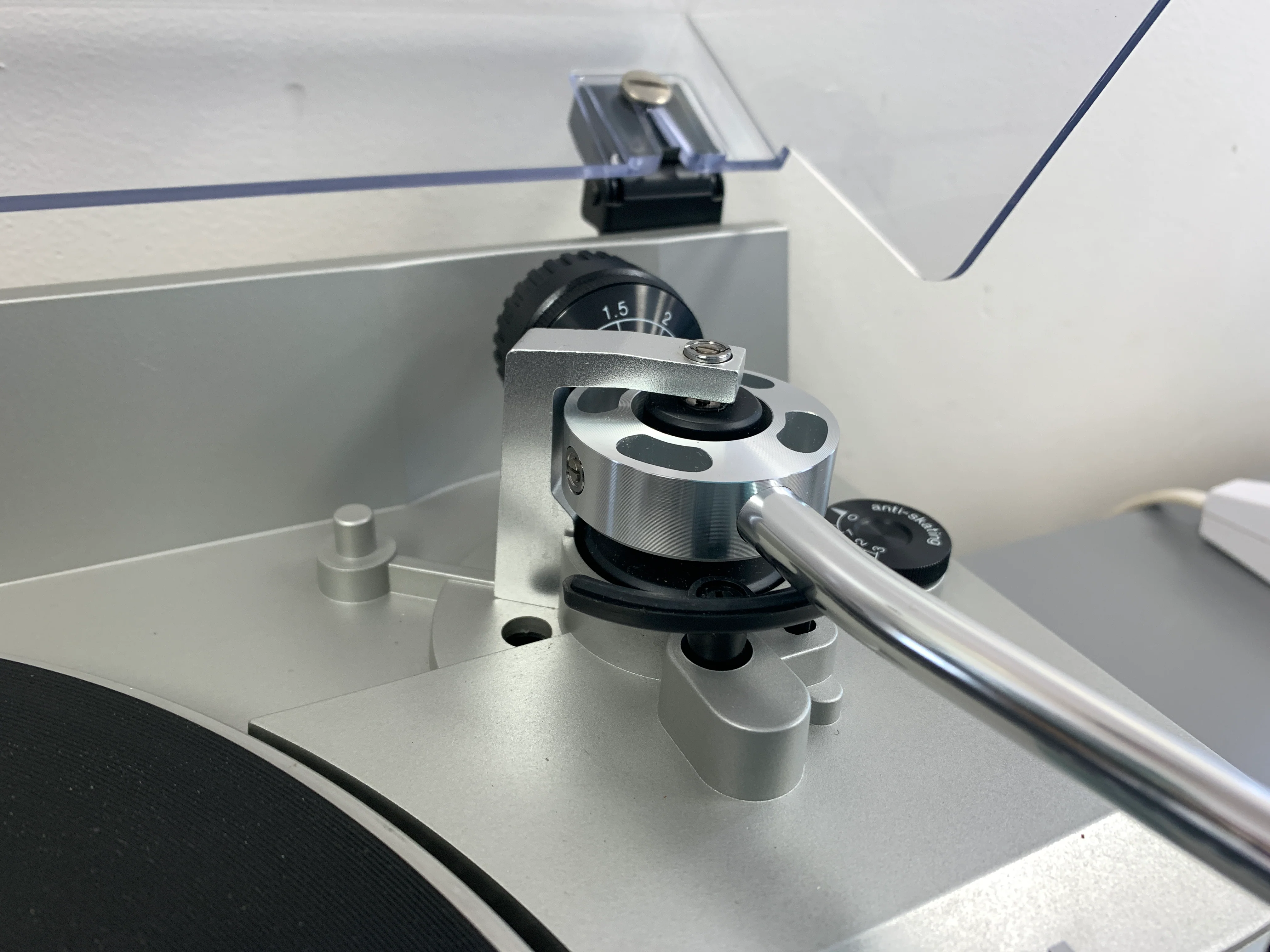 Technics SL-235 Turntable - Image 6