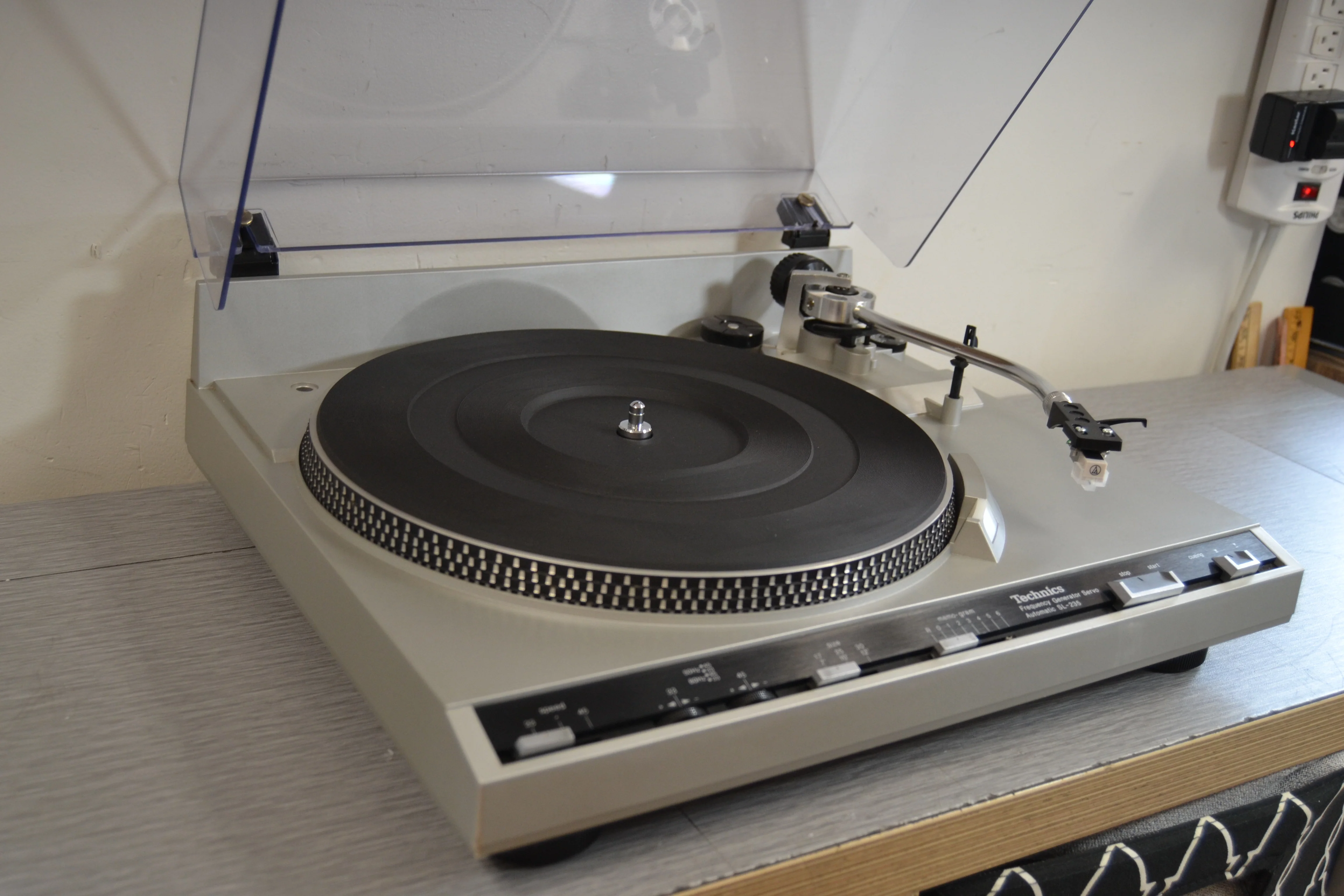 Technics SL-235 Turntable Belt Drive * NEW Audio Technica At3600 Cartridge - Image 13