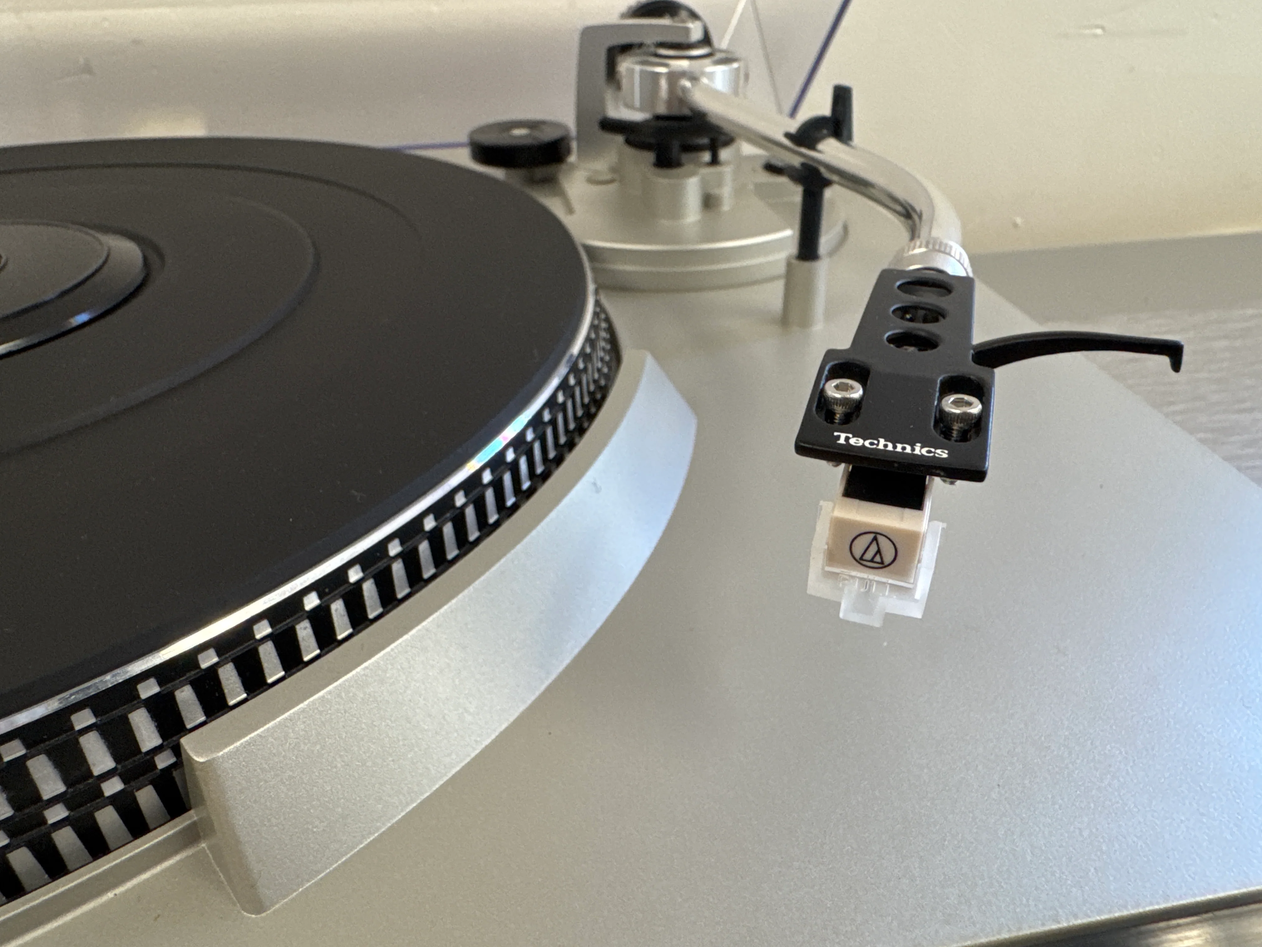 Technics SL-3200 Direct Drive Turntable * Record Weight * NEW Audio Technica Cartridge AT3600 - Image 5