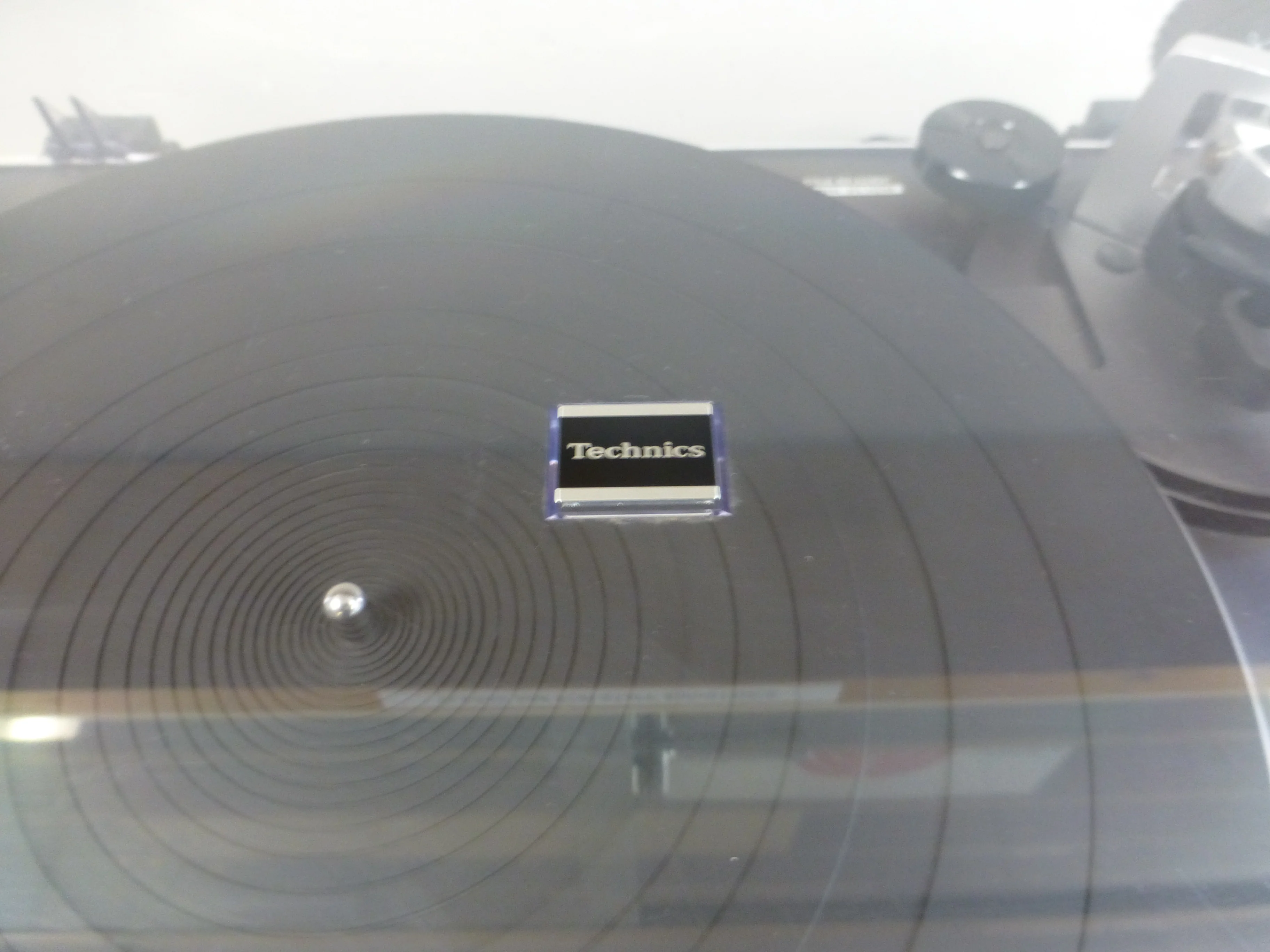 Technics SL-3310 Direct Drive Turntable * Multi Voltage - Image 10