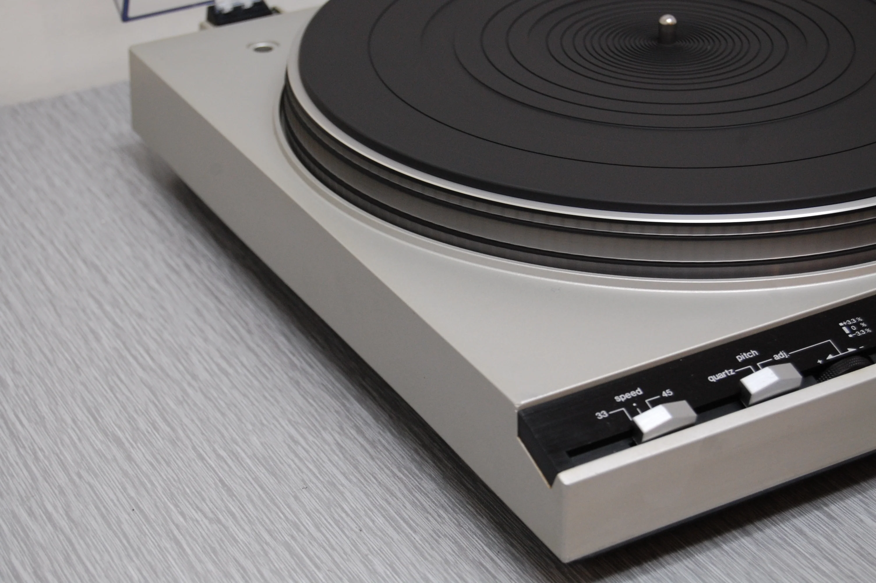 Technics SL-5300 Direct Drive Fully Automatic Turntable * NEW AT3600 Cartridge - Image 12