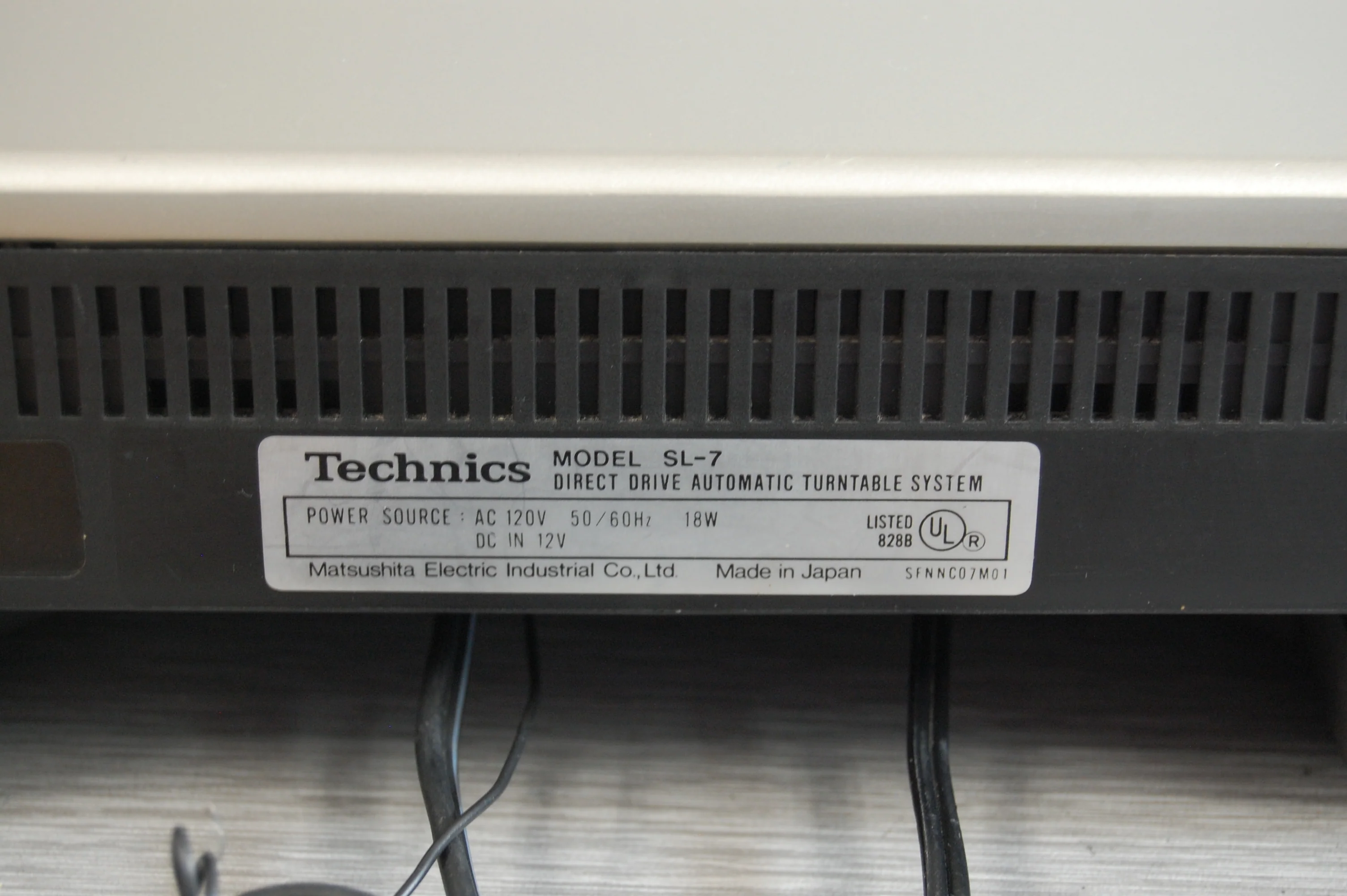 Technics SL-7 Direct Drive Linear Tracking Turntable - Image 13