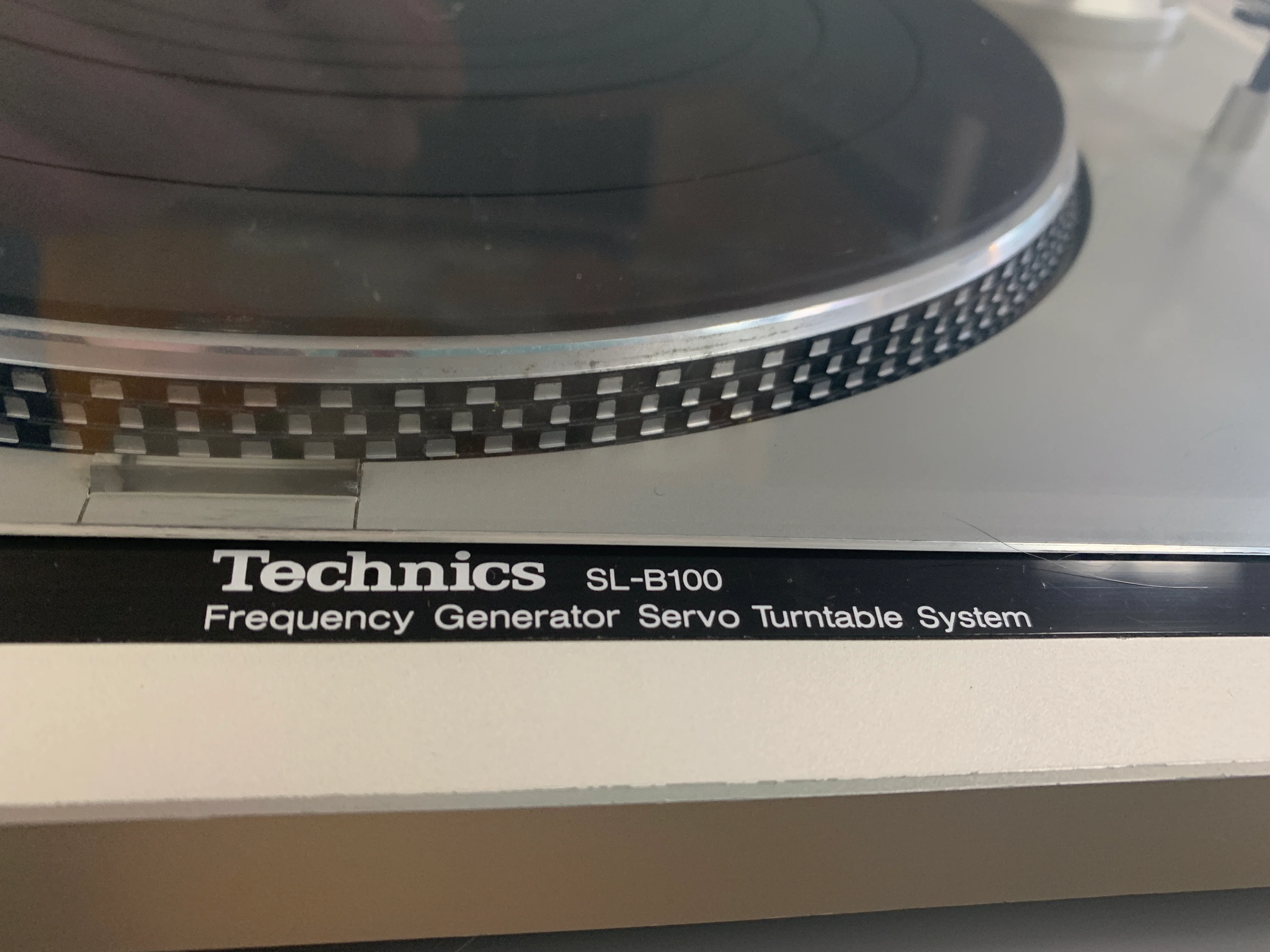 Technics SL-B100 Turntable - Image 3