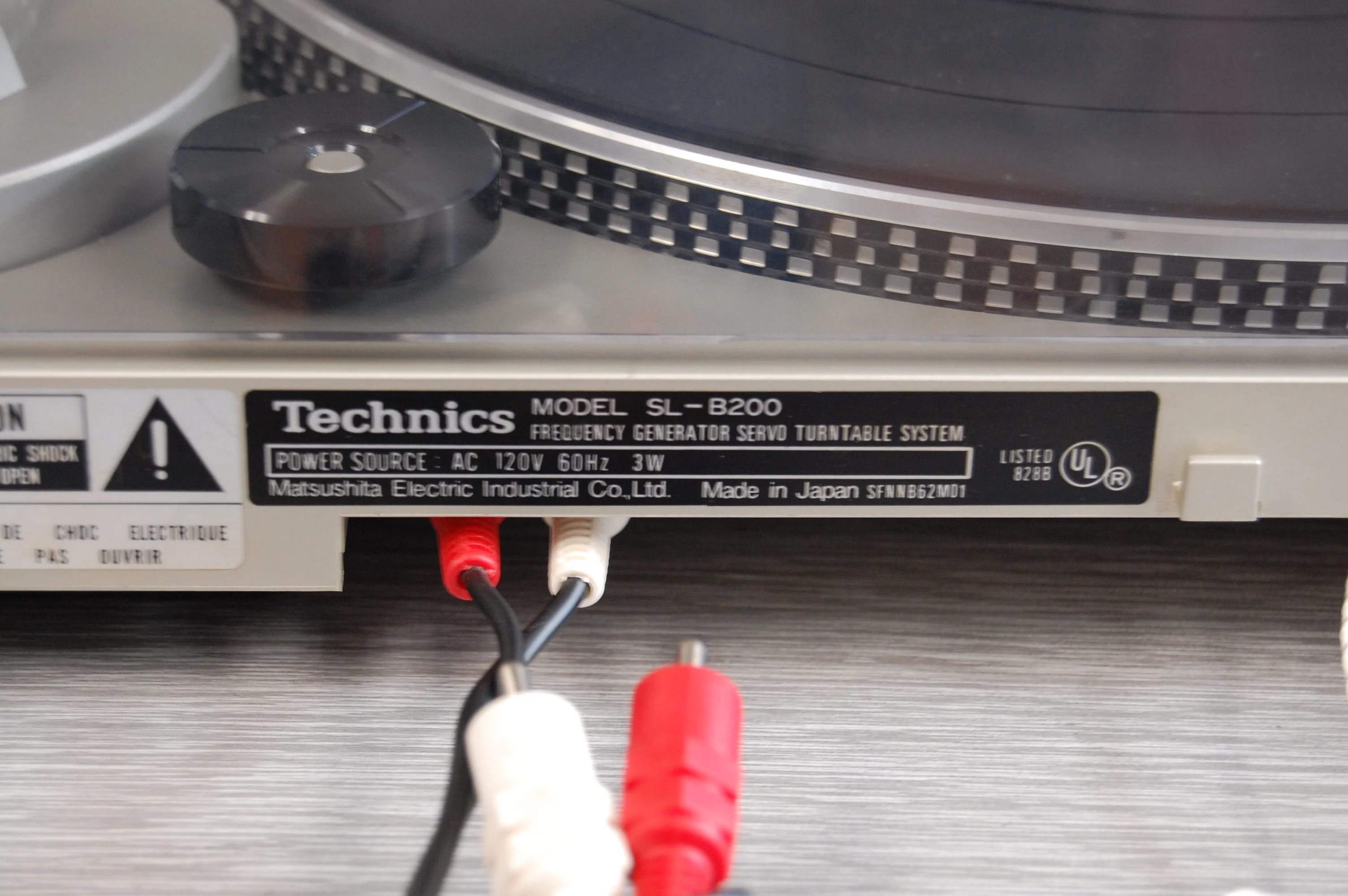 Technics SL-B200 Belt Drive Turntable Semi-Automatic - Image 11