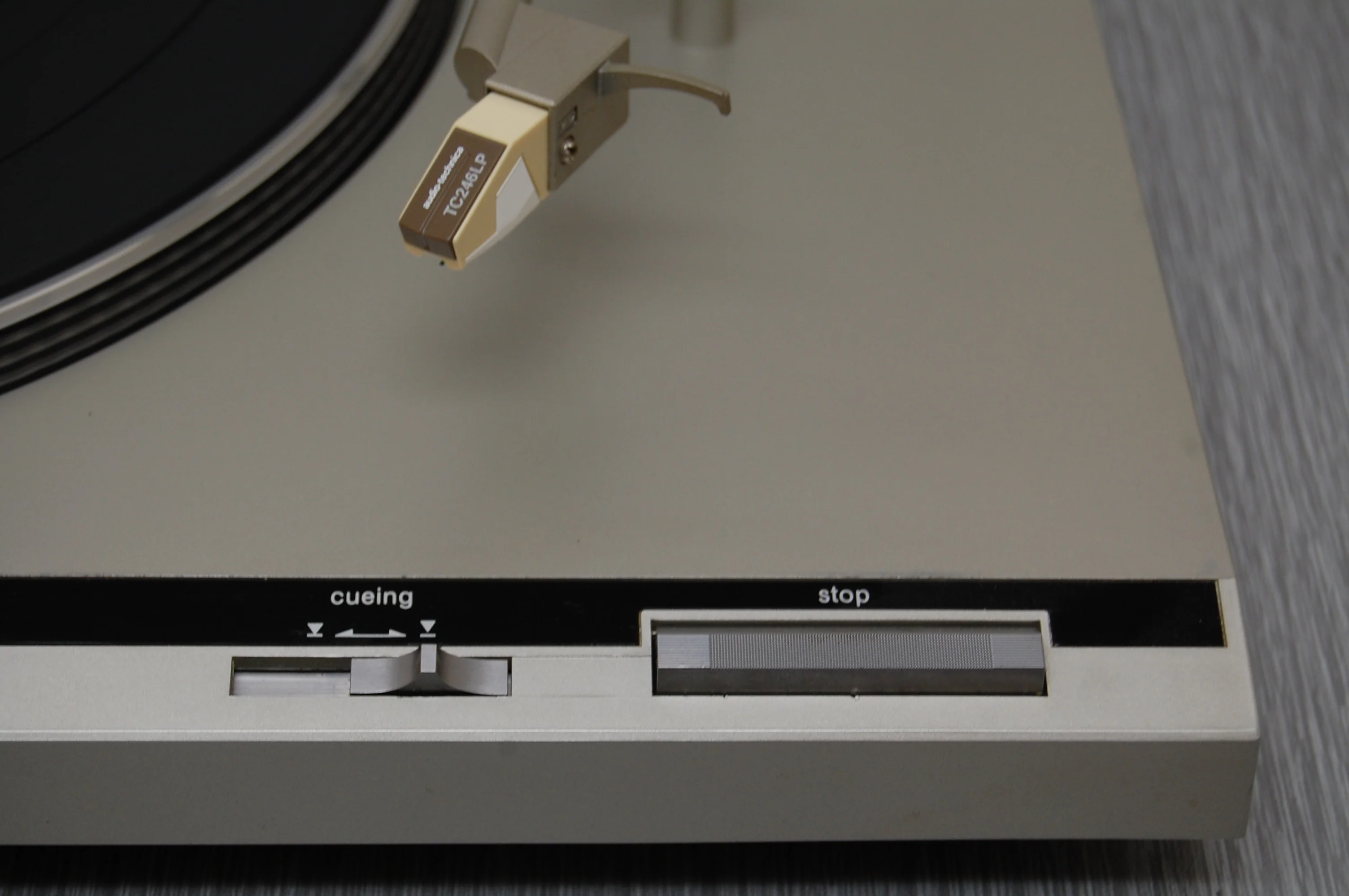 Technics SL-B200 Semi-Automatic Turntable System - Image 7