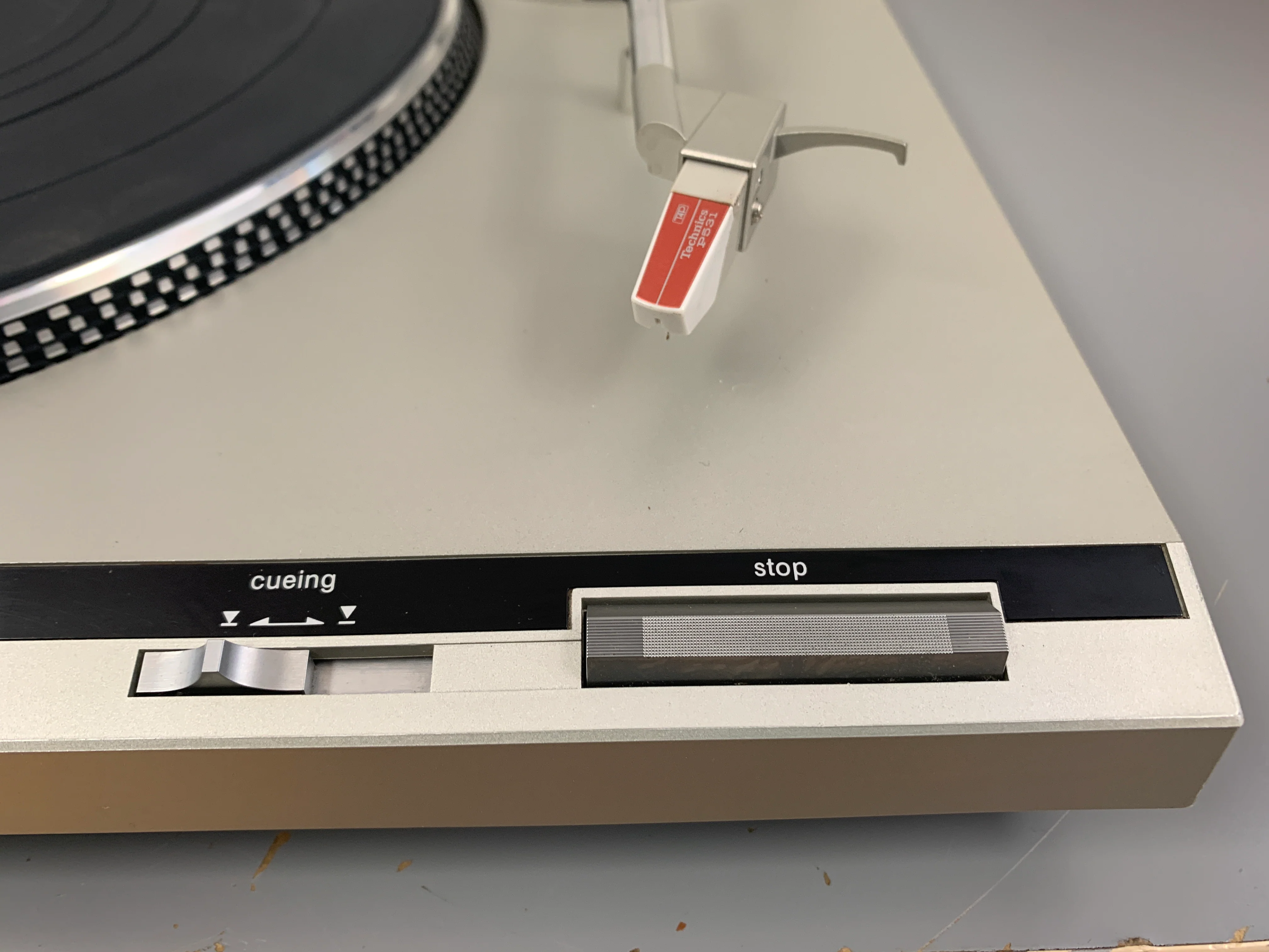 Technics SL-B200 Turntable - Image 5