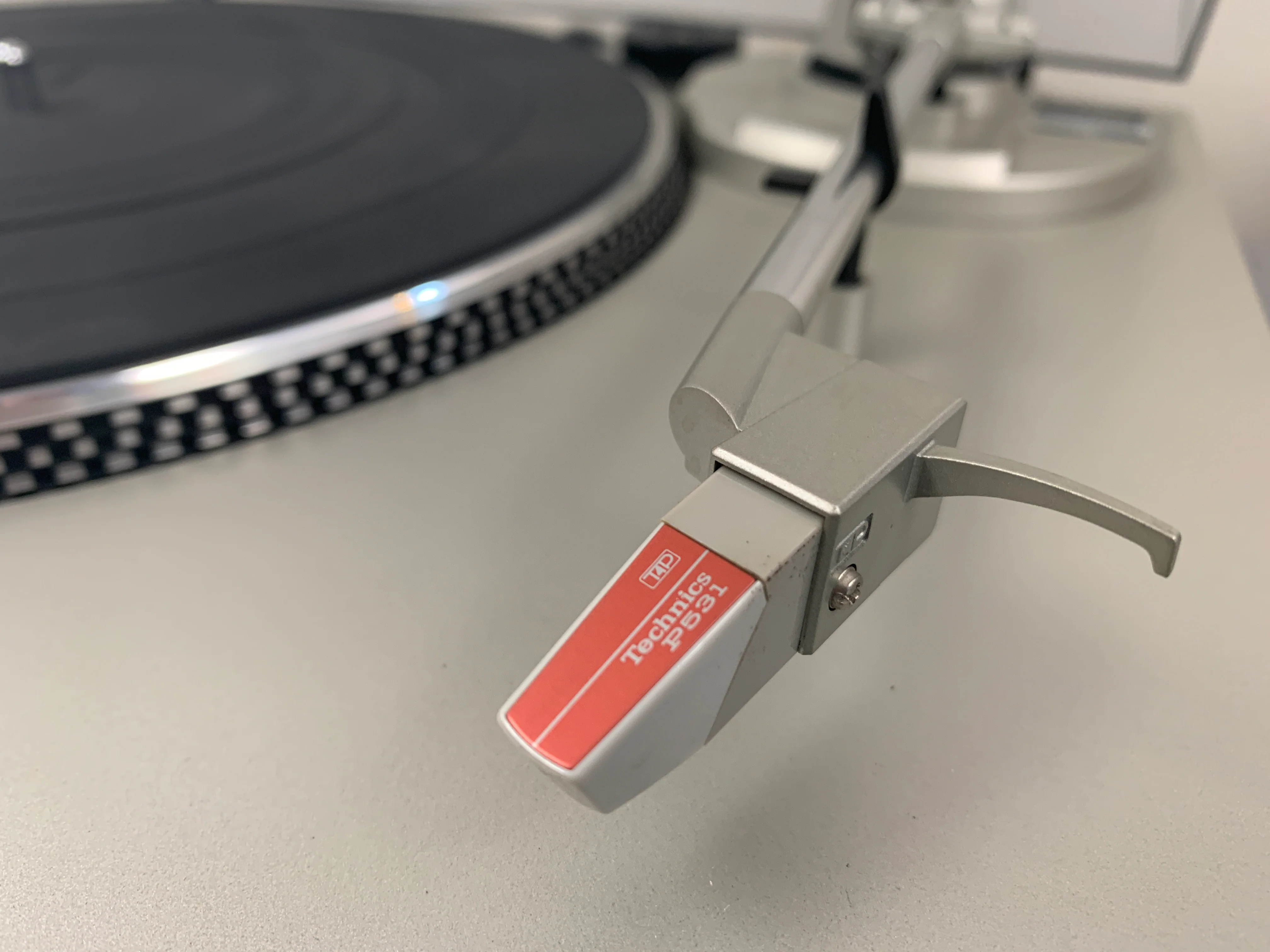 Technics SL-B200 Turntable - Image 6
