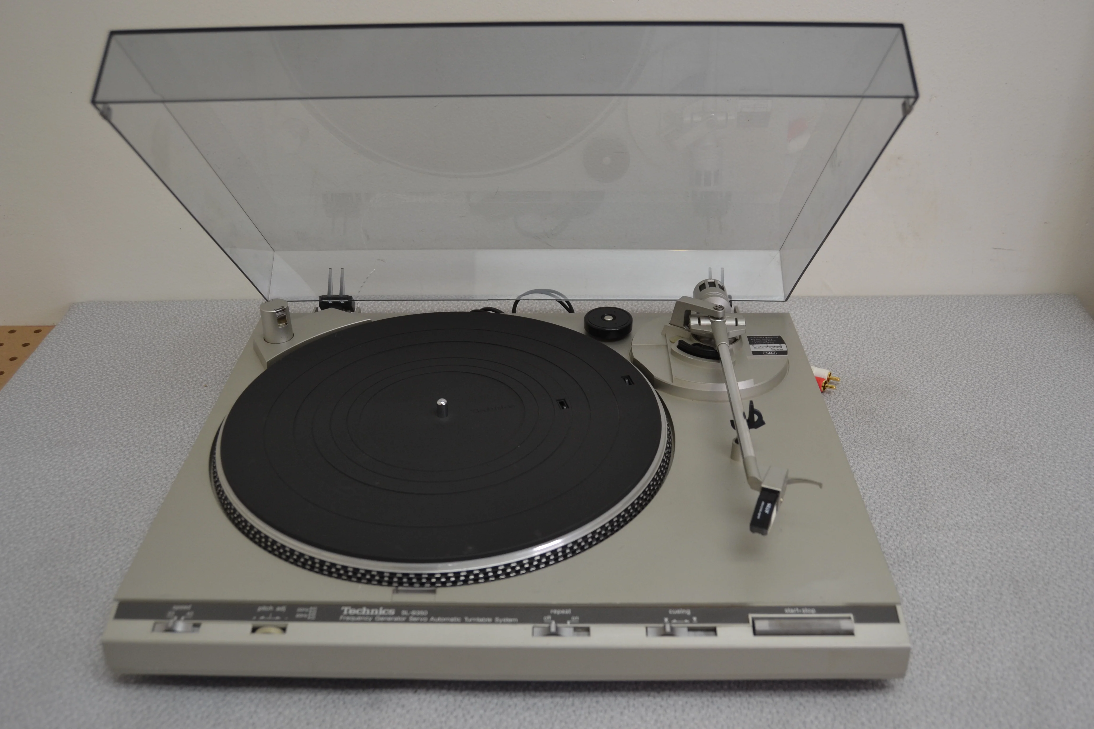 Technics SL-B350 Belt Drive Fully Automatic Turntable - Image 2