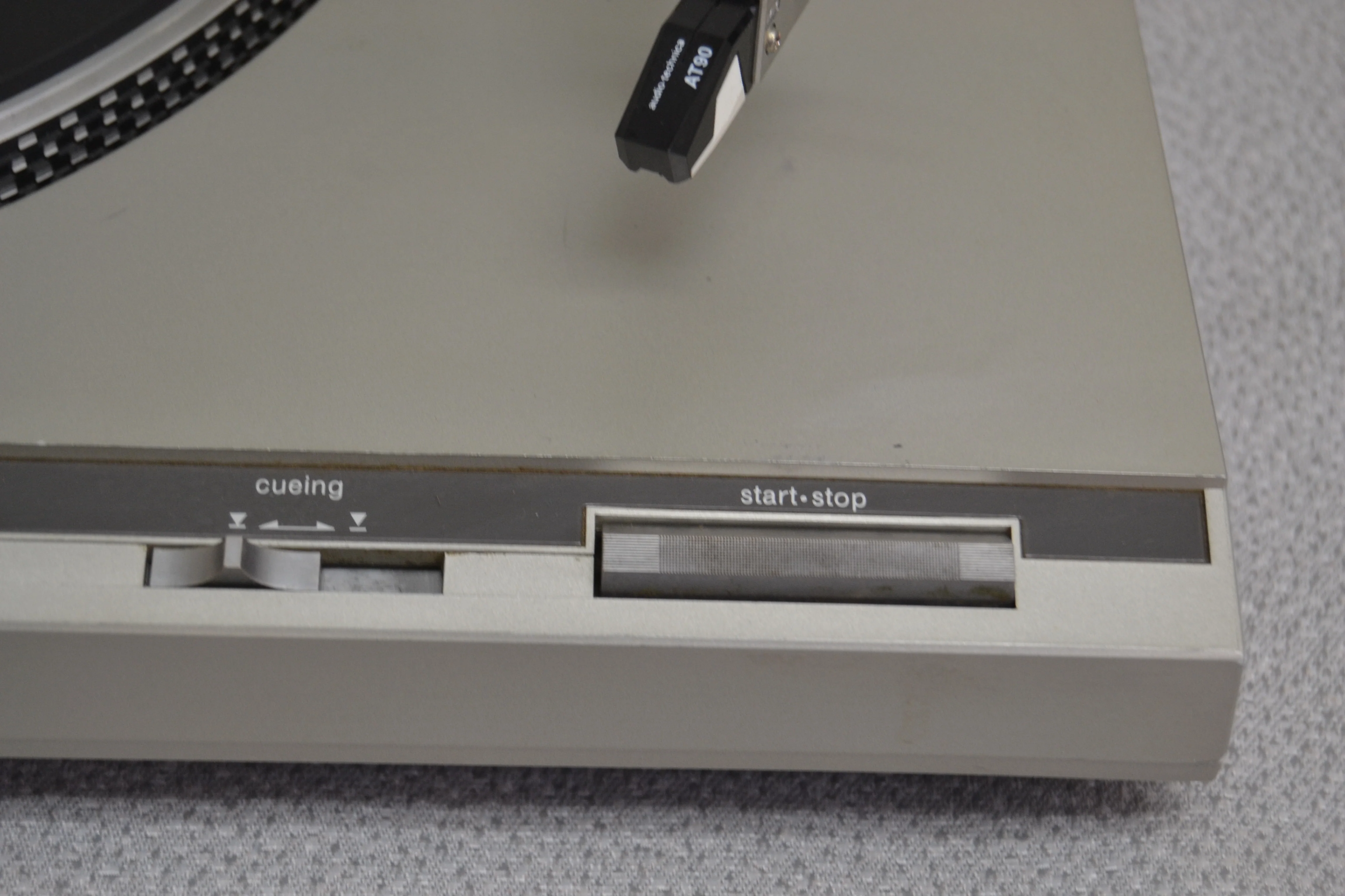 Technics SL-B350 Belt Drive Fully Automatic Turntable - Image 6