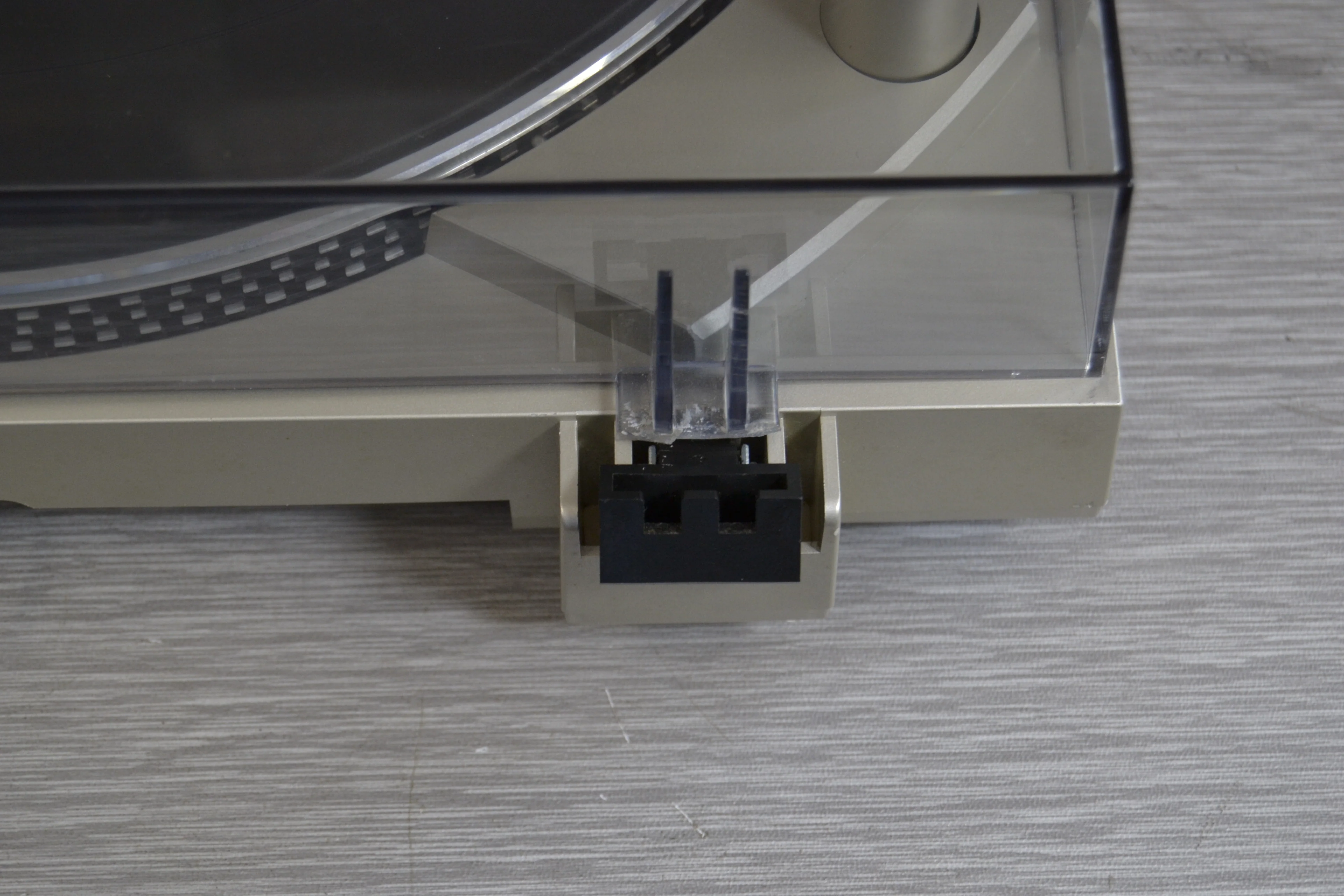 Technics SL-B350 Turntable - Image 11