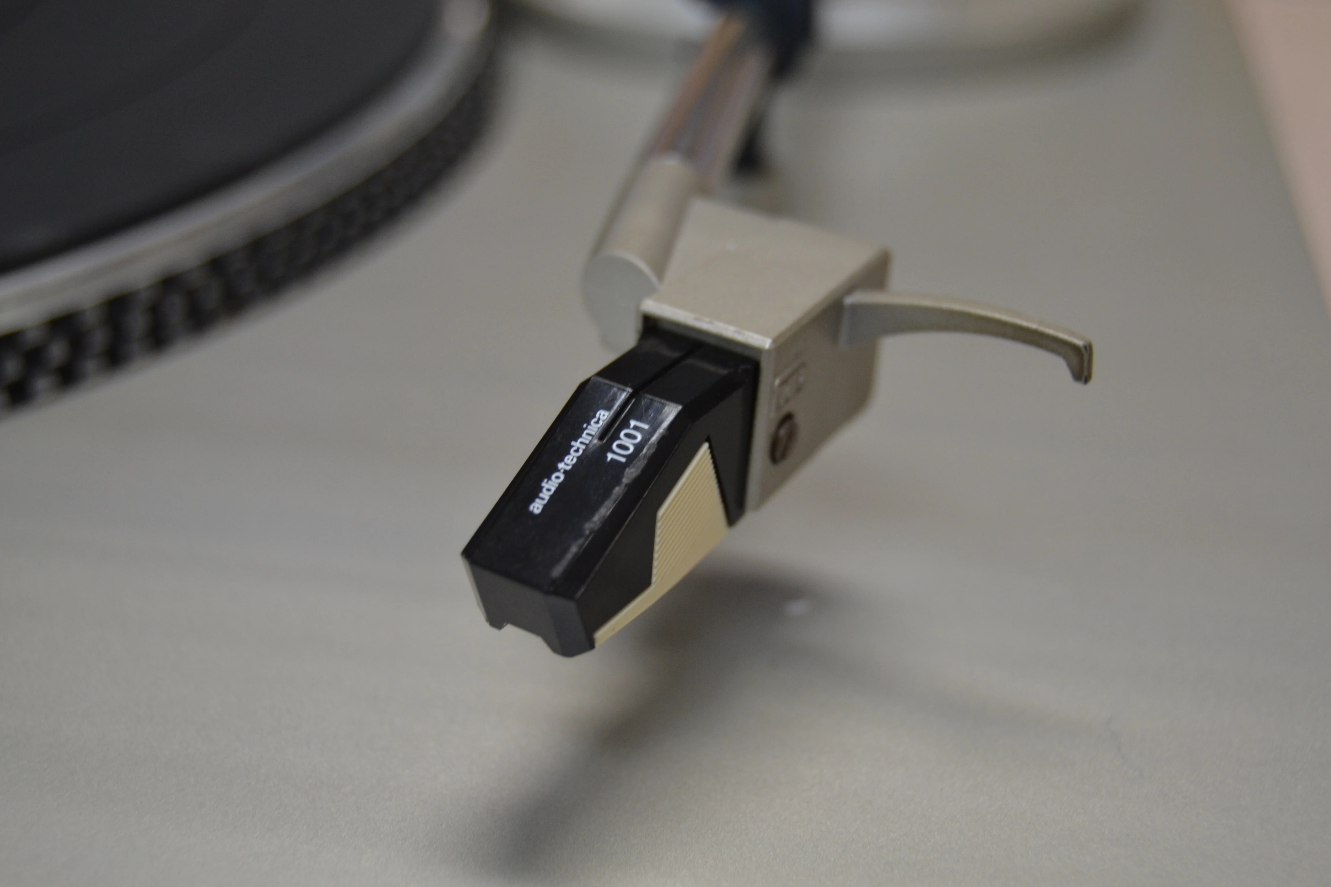 Technics SL-B350 Turntable Fully Automatic - Image 10
