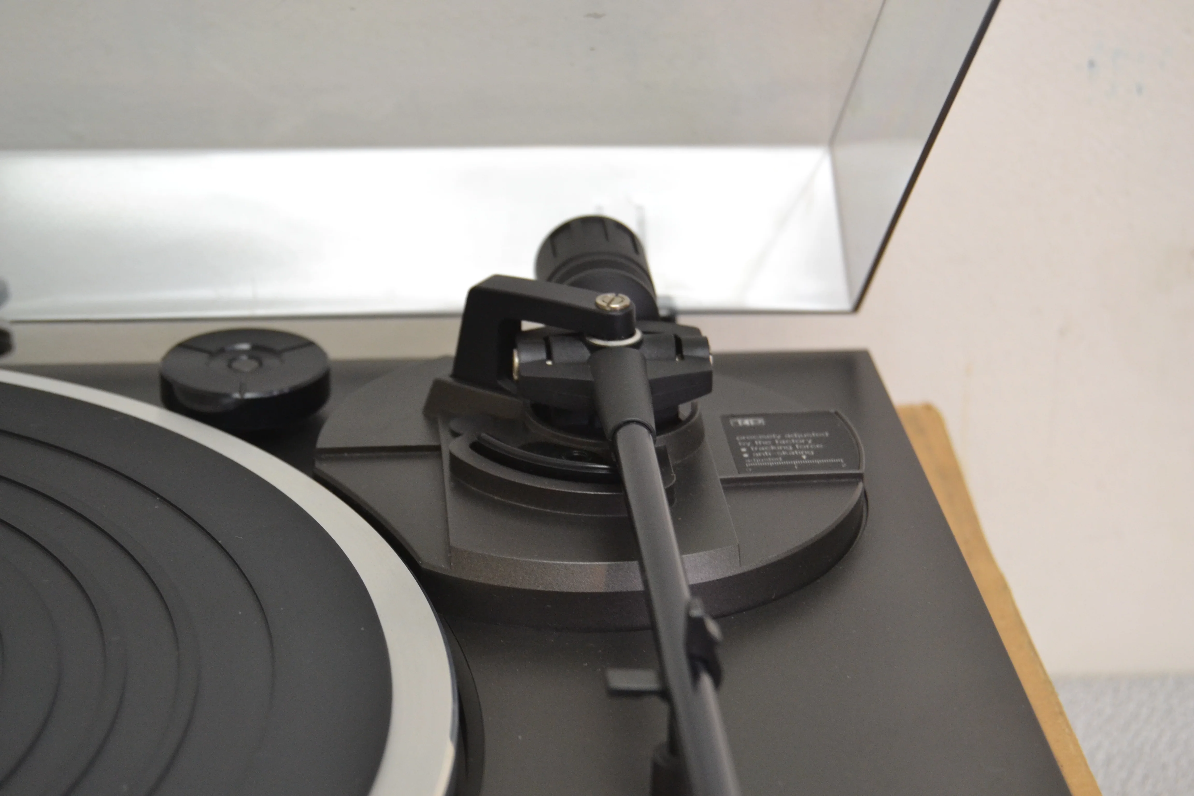 Technics SL-BD10 Belt Drive Turntable * Box - Image 7