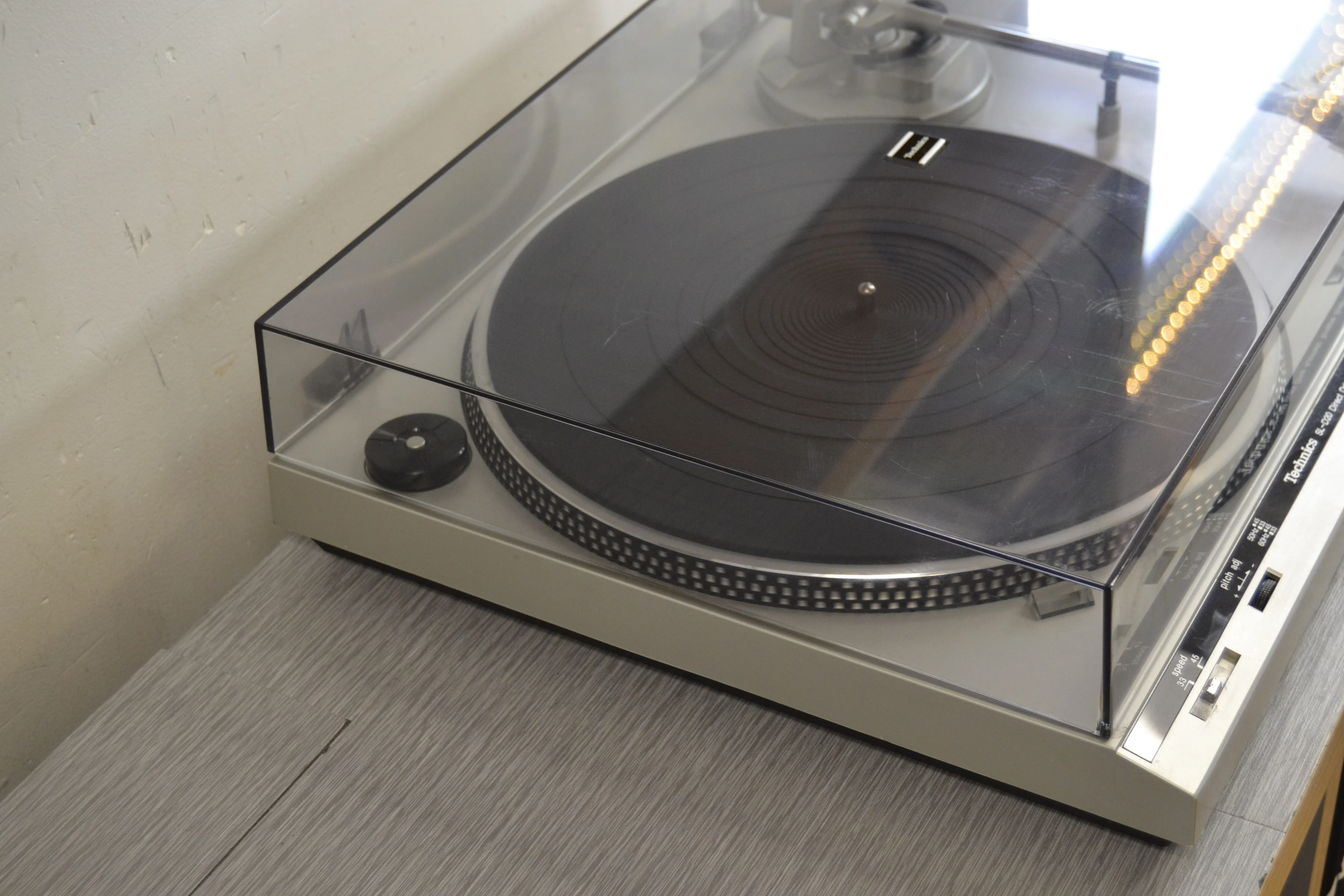 Technics SL-D20 Turntable - Image 7