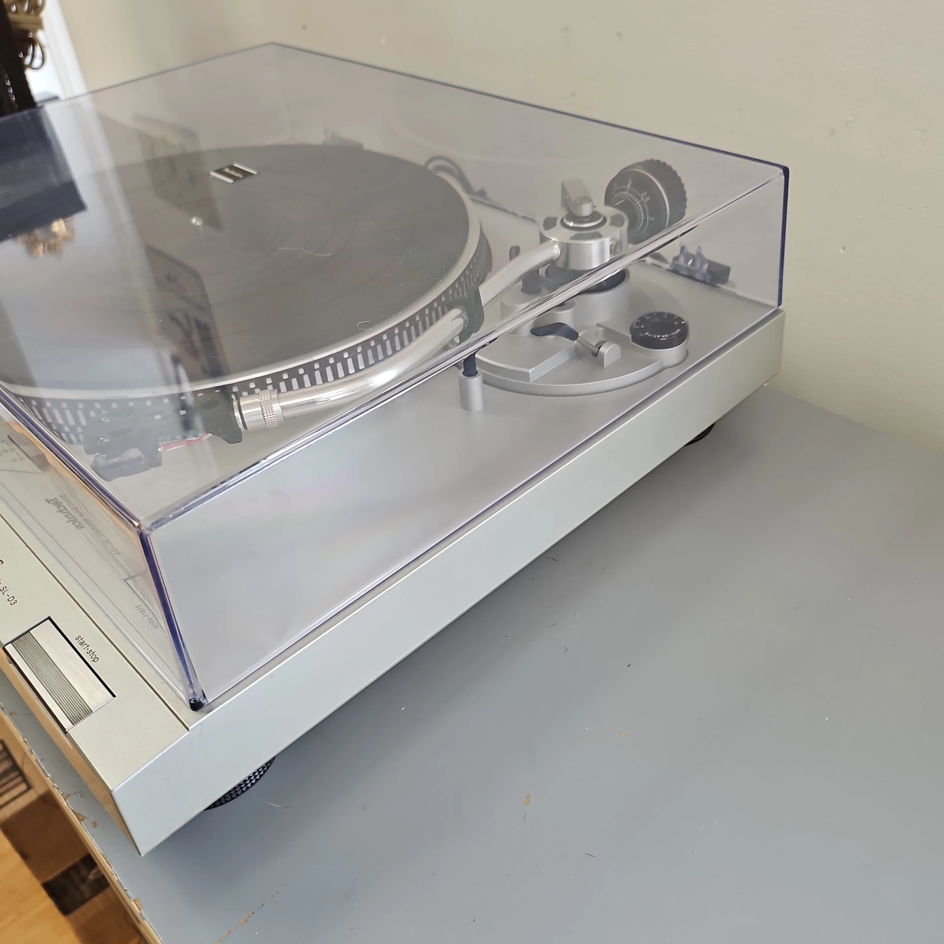 Technics SL-D5 Turntable - Image 11