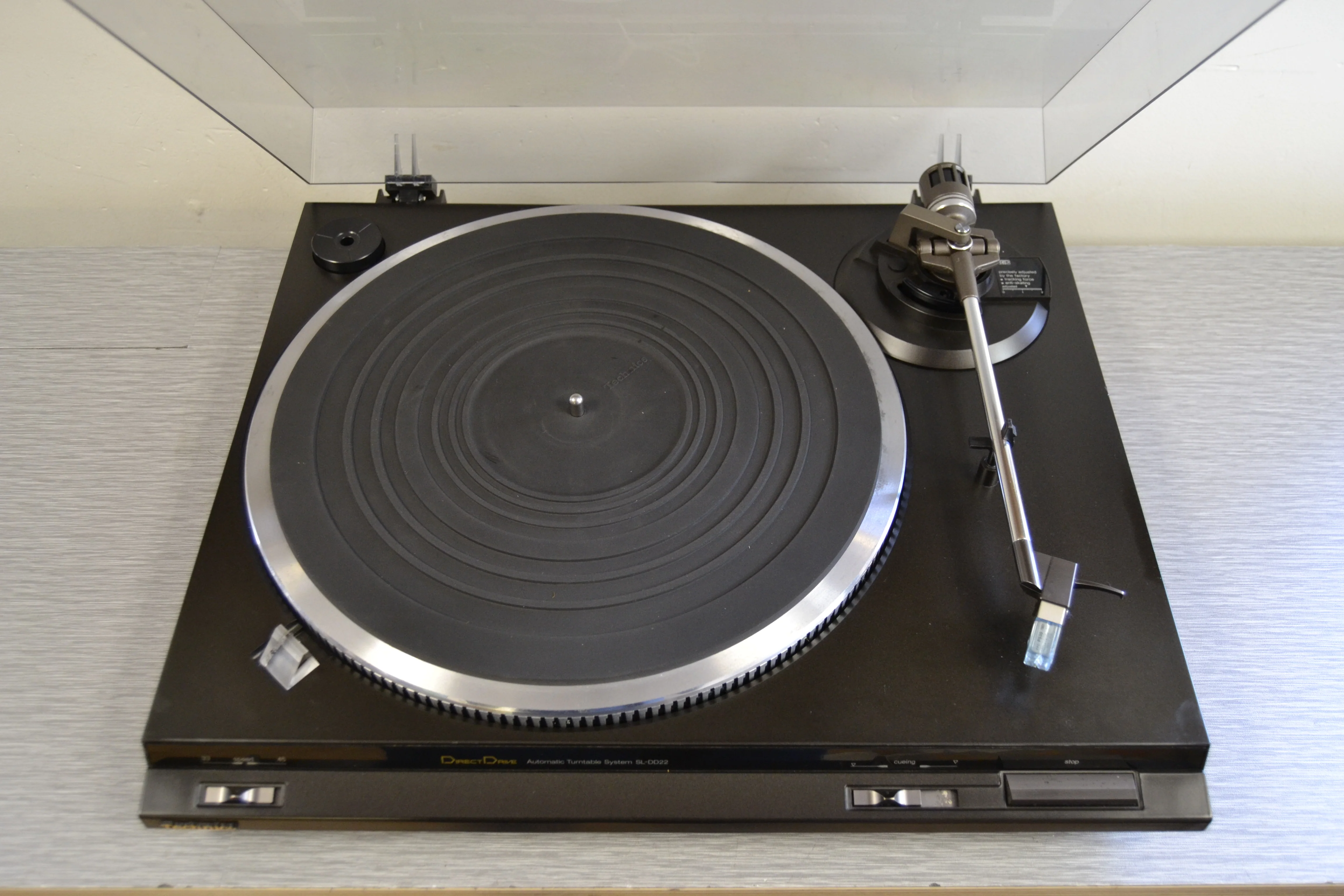 Technics SL-DD22 Direct Drive Turntable - Image 2