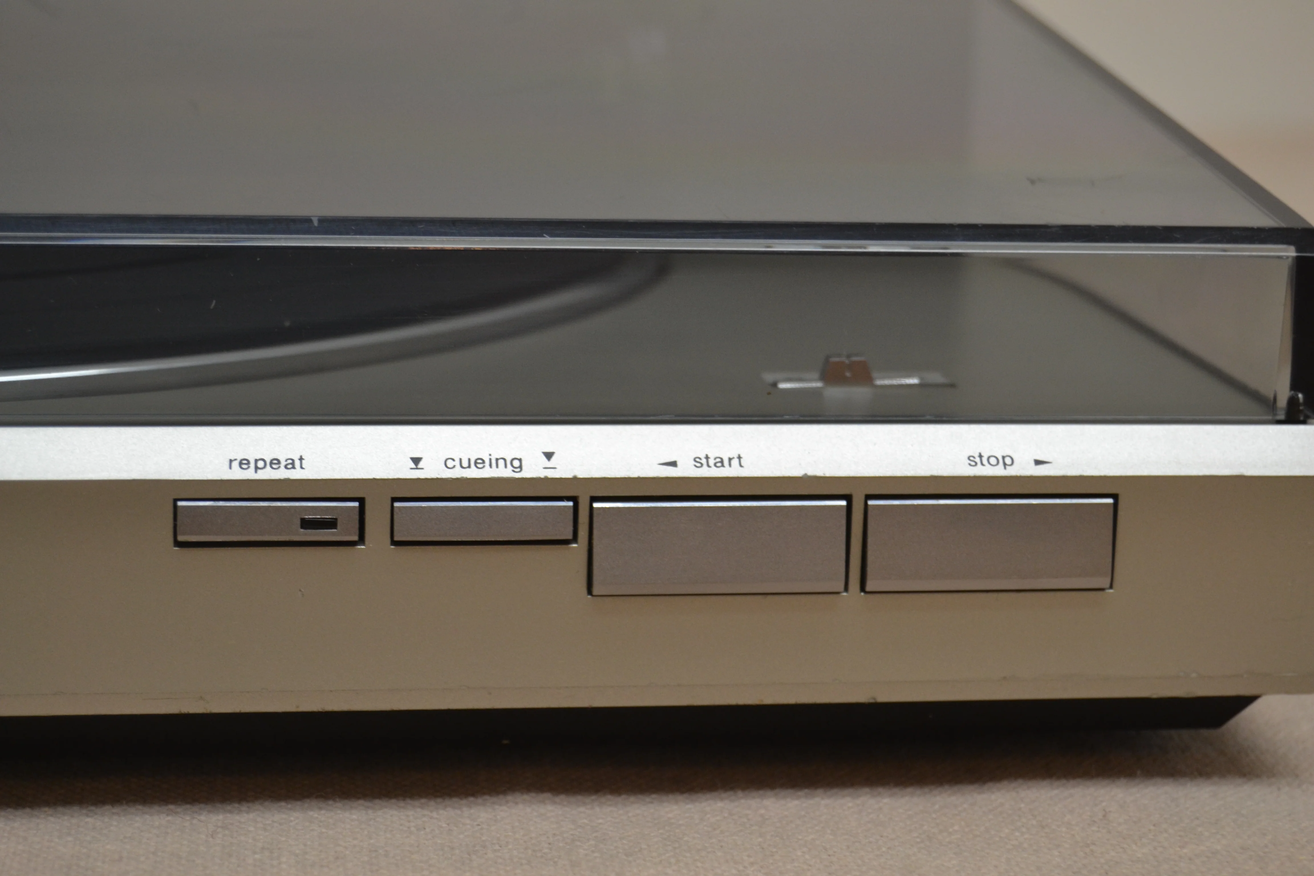 Technics SL-DL5 Direct-Drive Fully-Automatic Linear Tracking Turntable (1982-1984) - Image 5