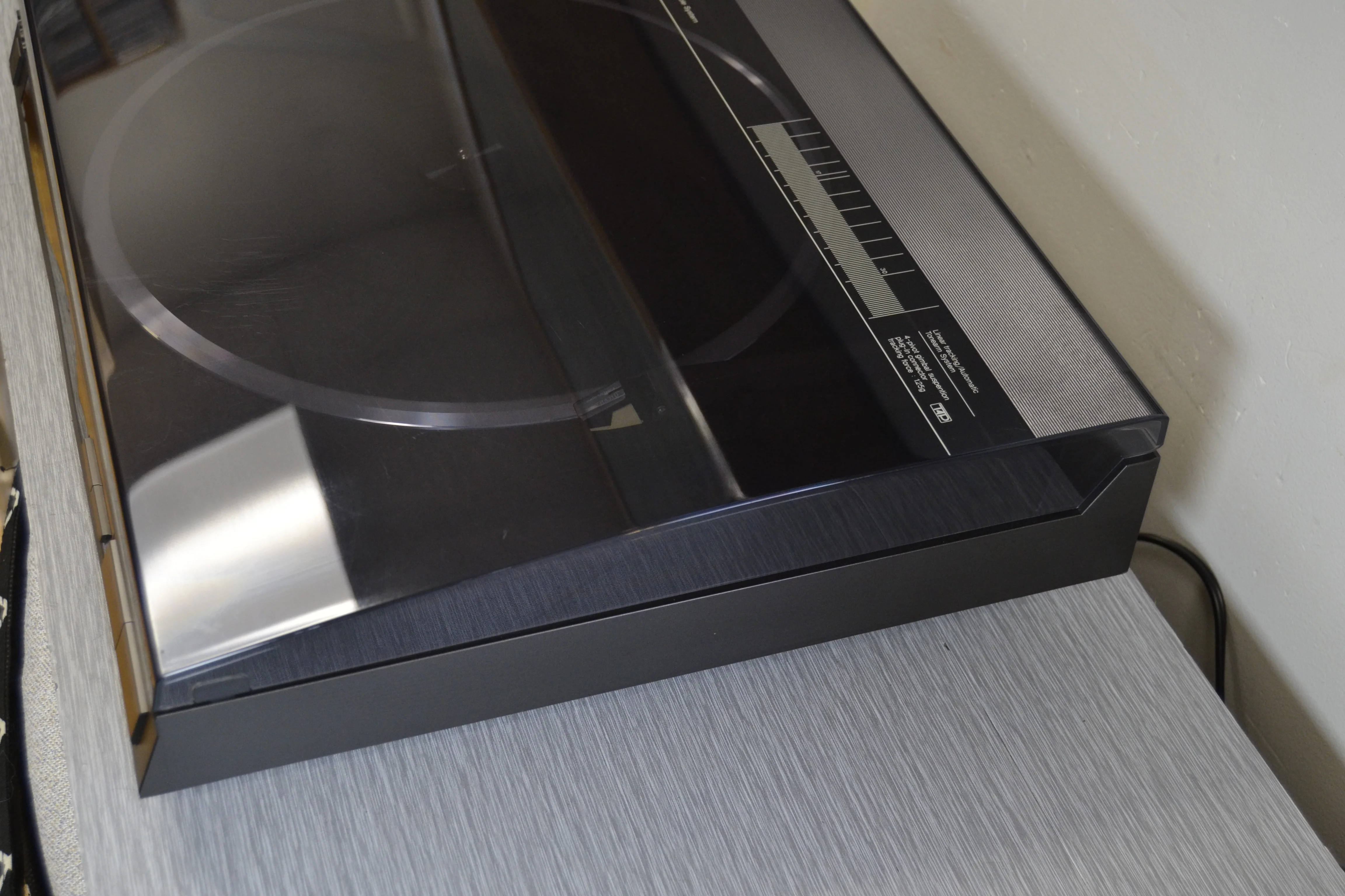 Technics SL-L20 Linear Tracking Turntable - Image 10