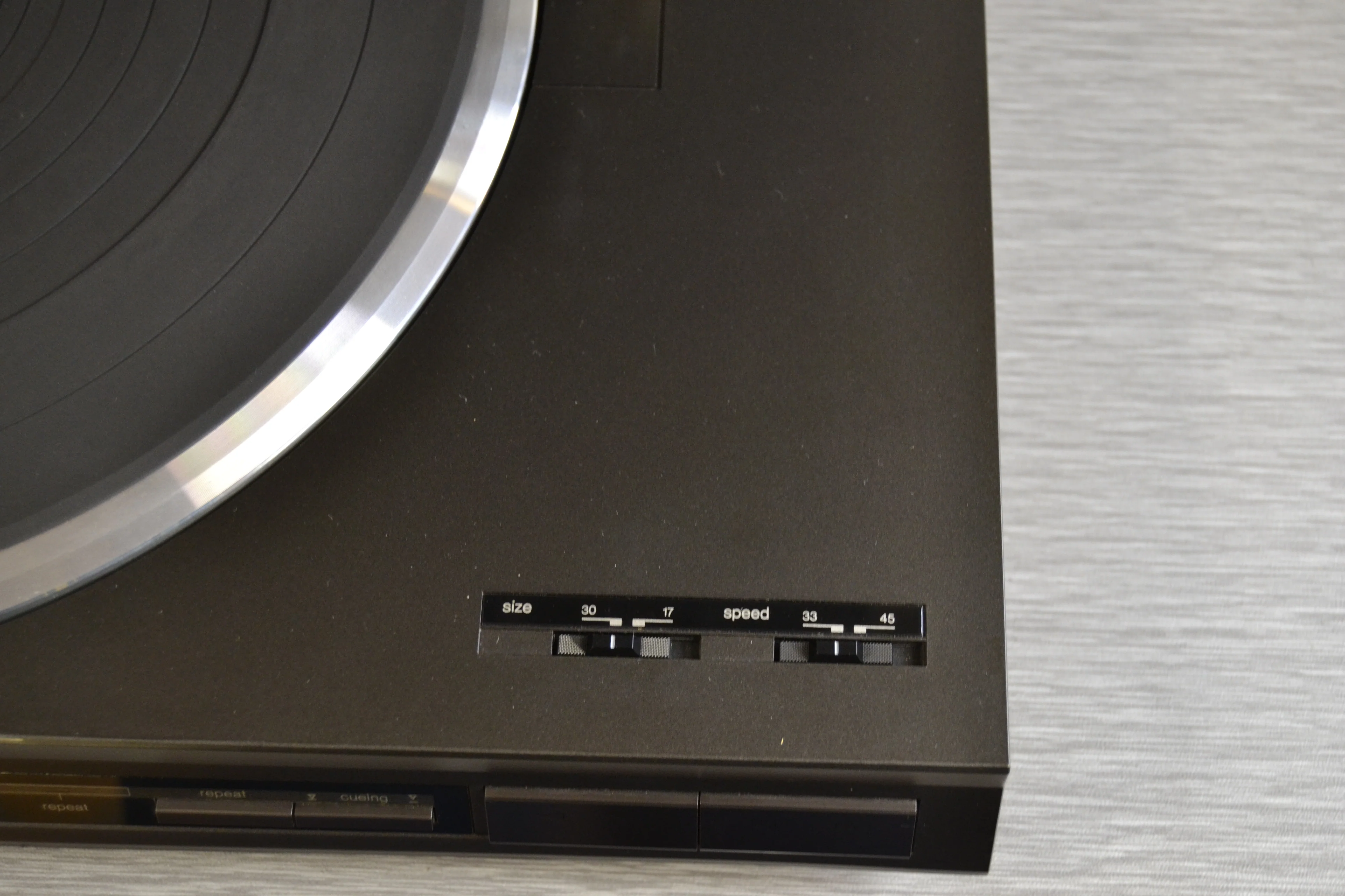 Technics SL-L20 Linear Tracking Turntable - Image 7