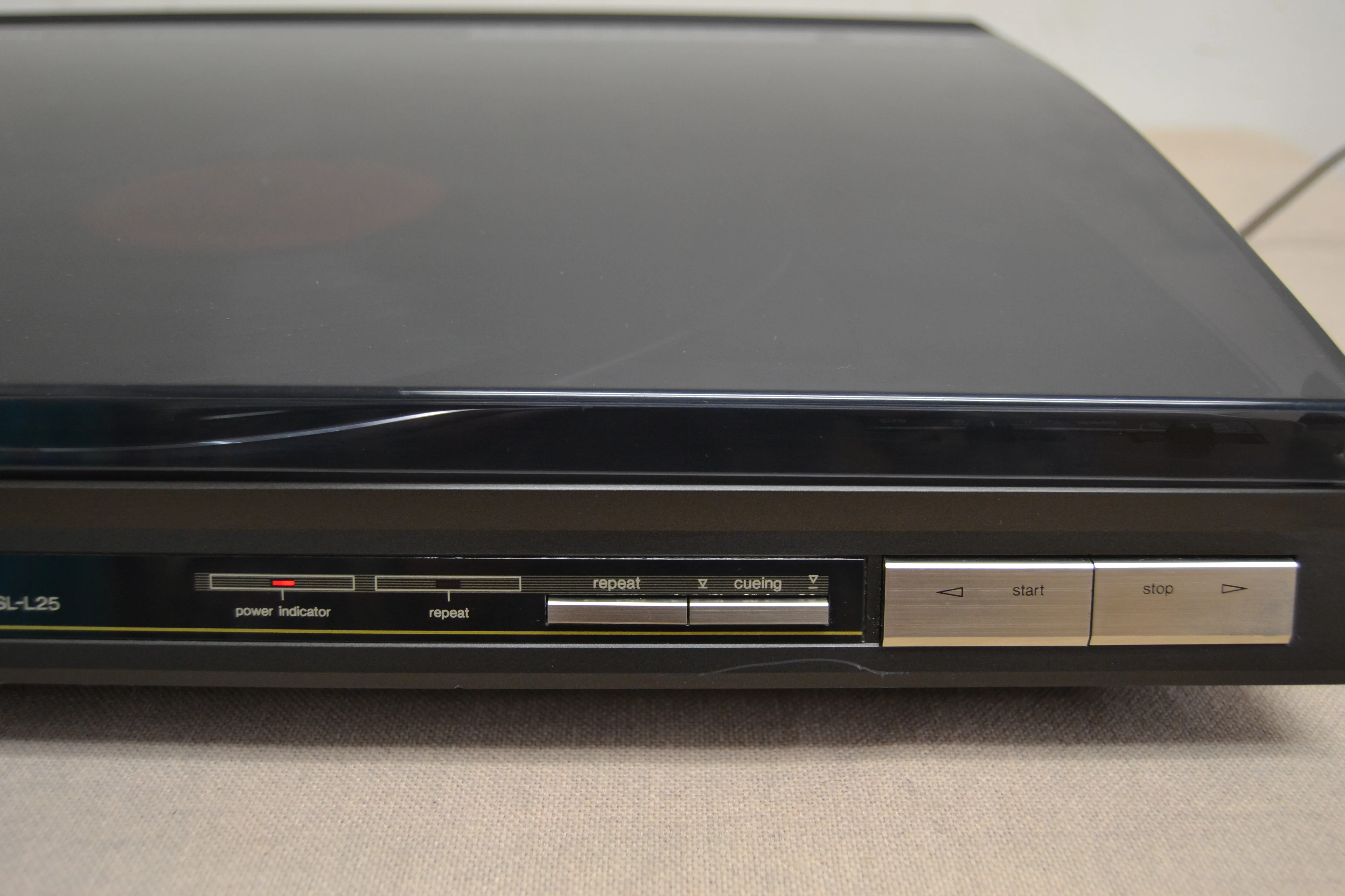 Technics SL-L25 Linear Tracking Turntable - Image 3