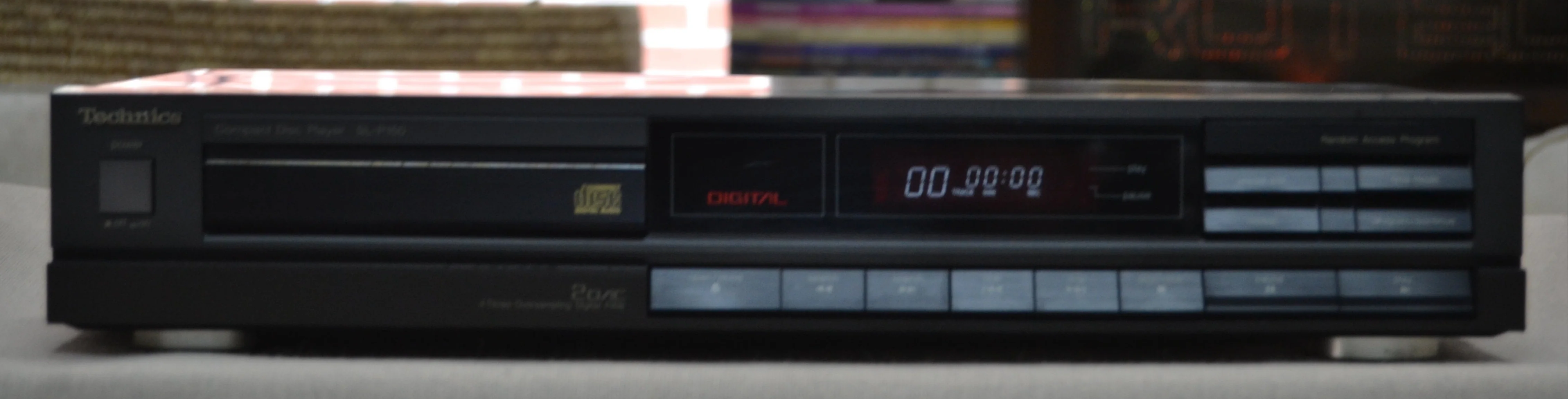 Technics SL-P150 Single CD Player
