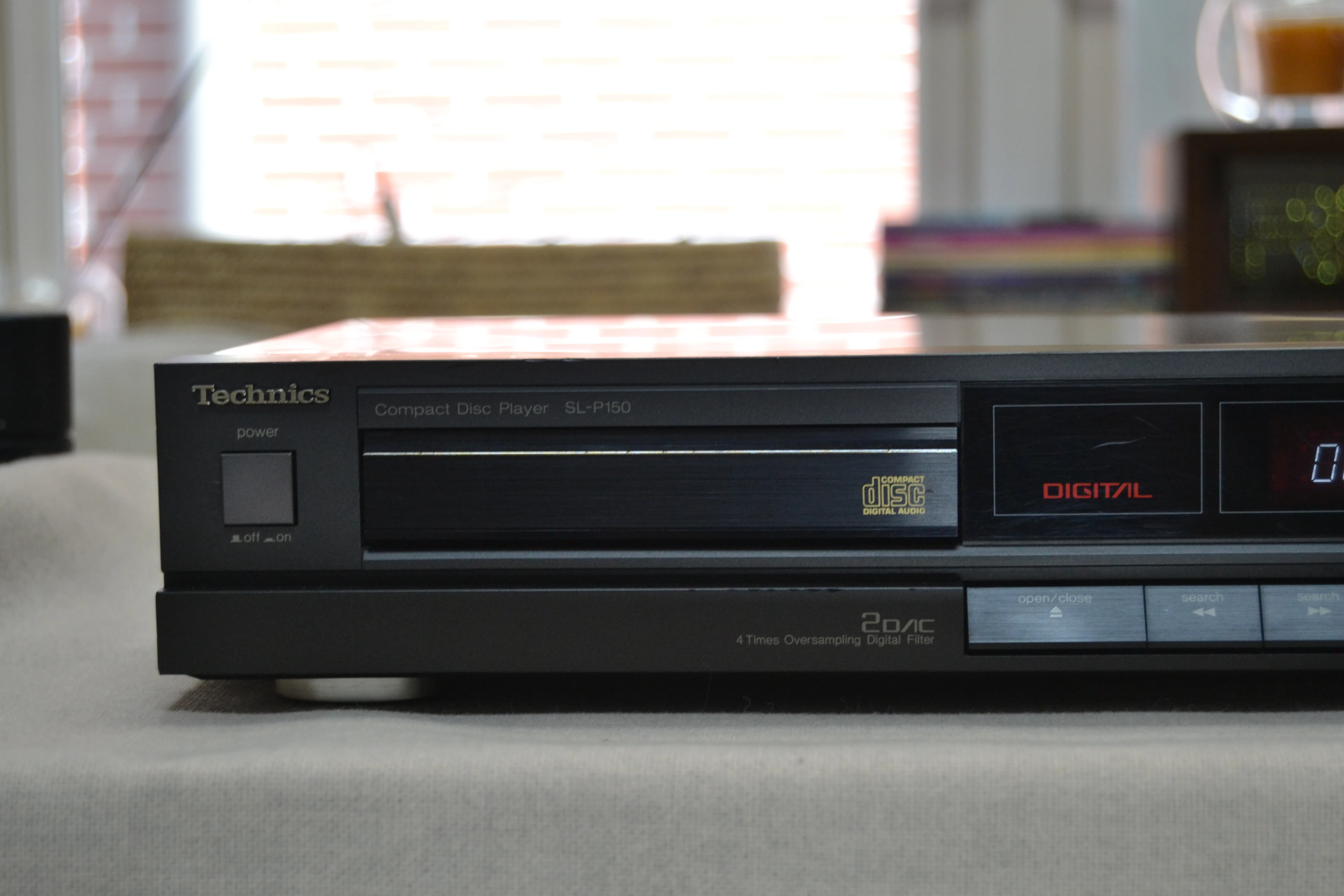 Technics SL-P150 Single CD Player - Image 2